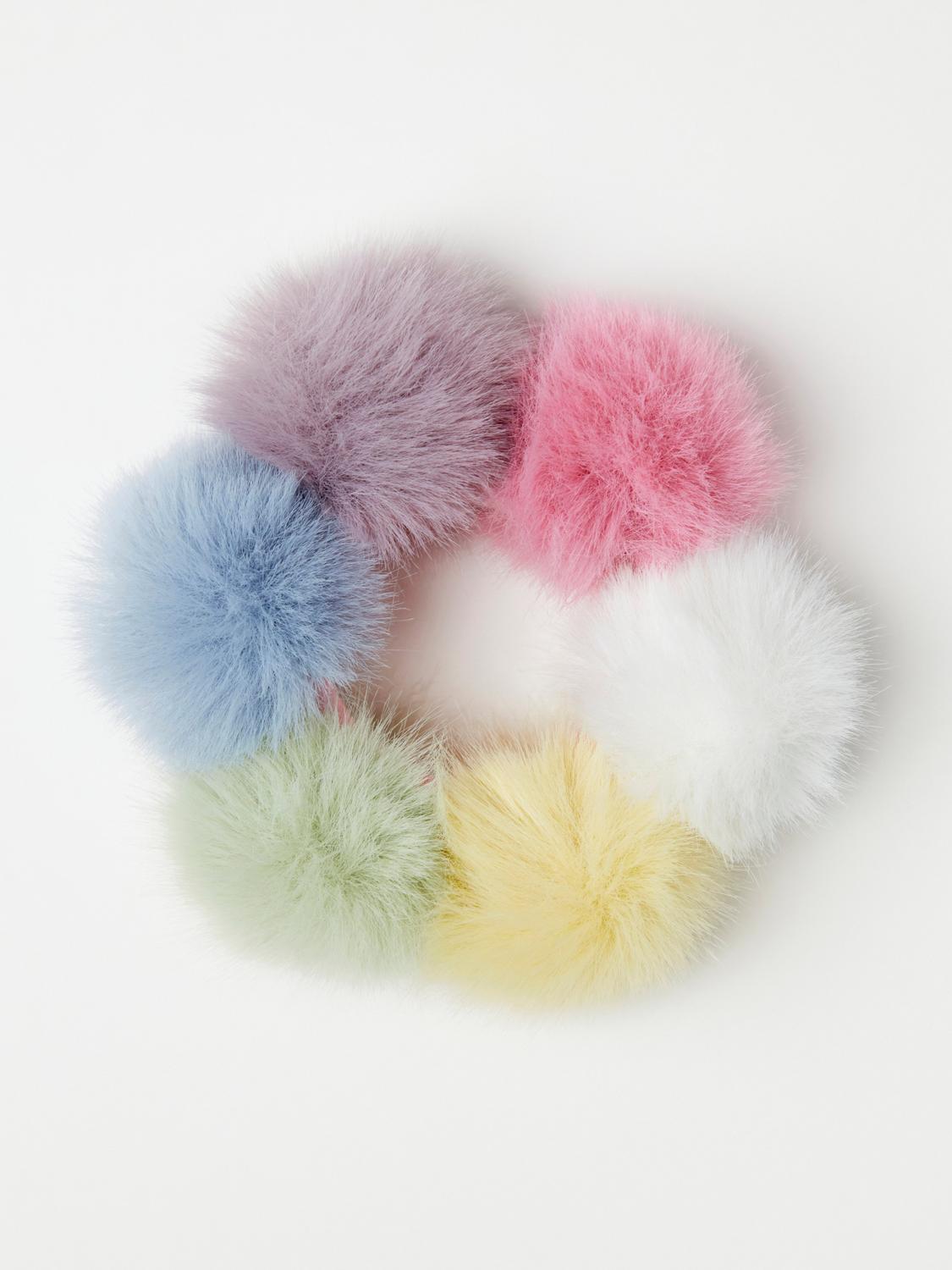 Scrunchie i fuskpäls