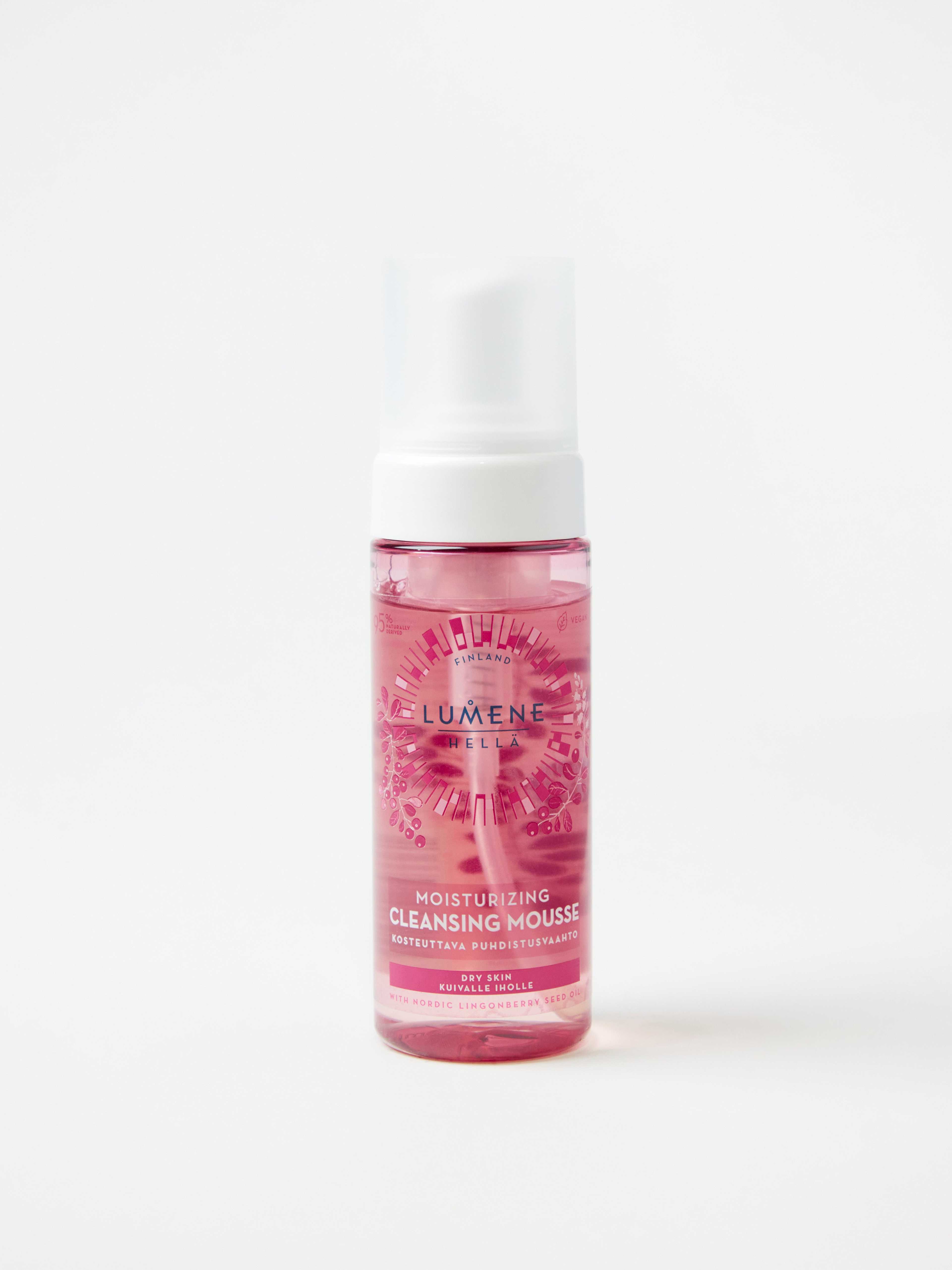 Lumene Hellä Moisturizing Cleansing Mousse