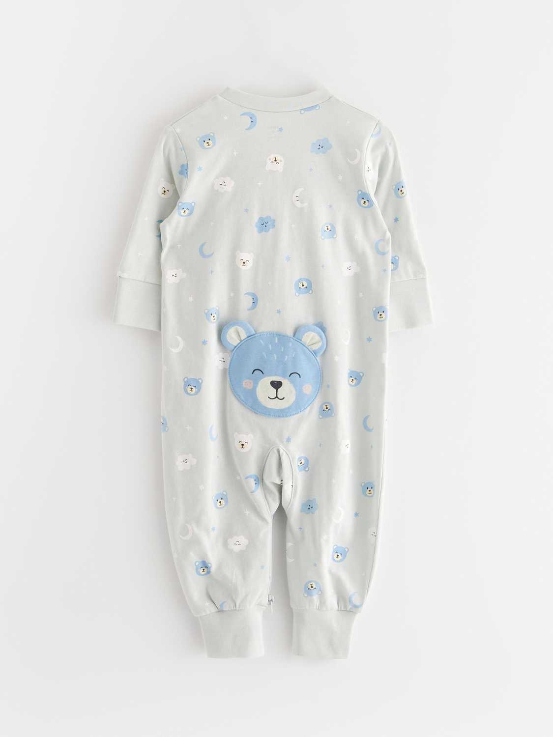 Pyjamas med applikation baktill