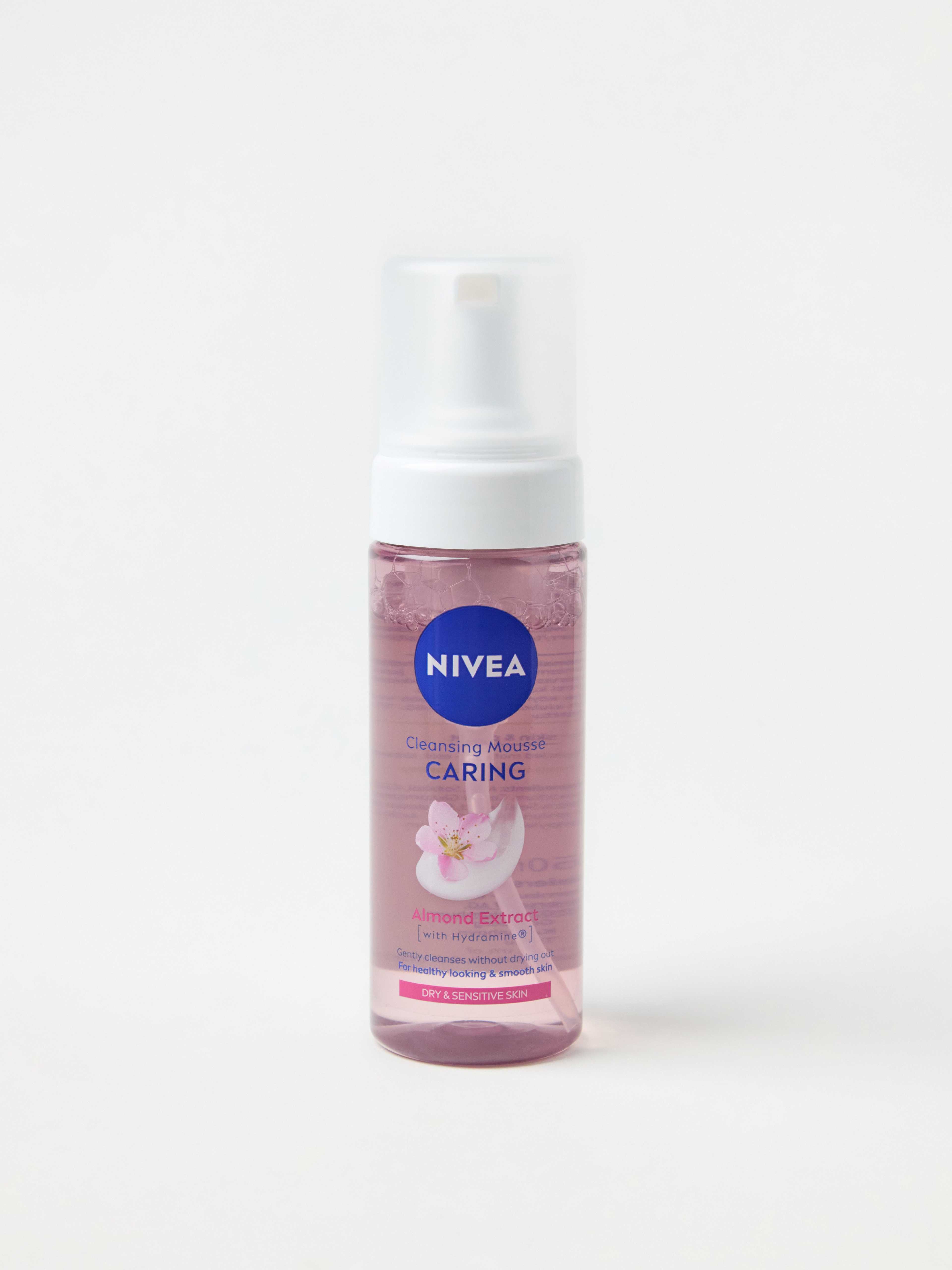 Nivea Cleansing Mousse Caring