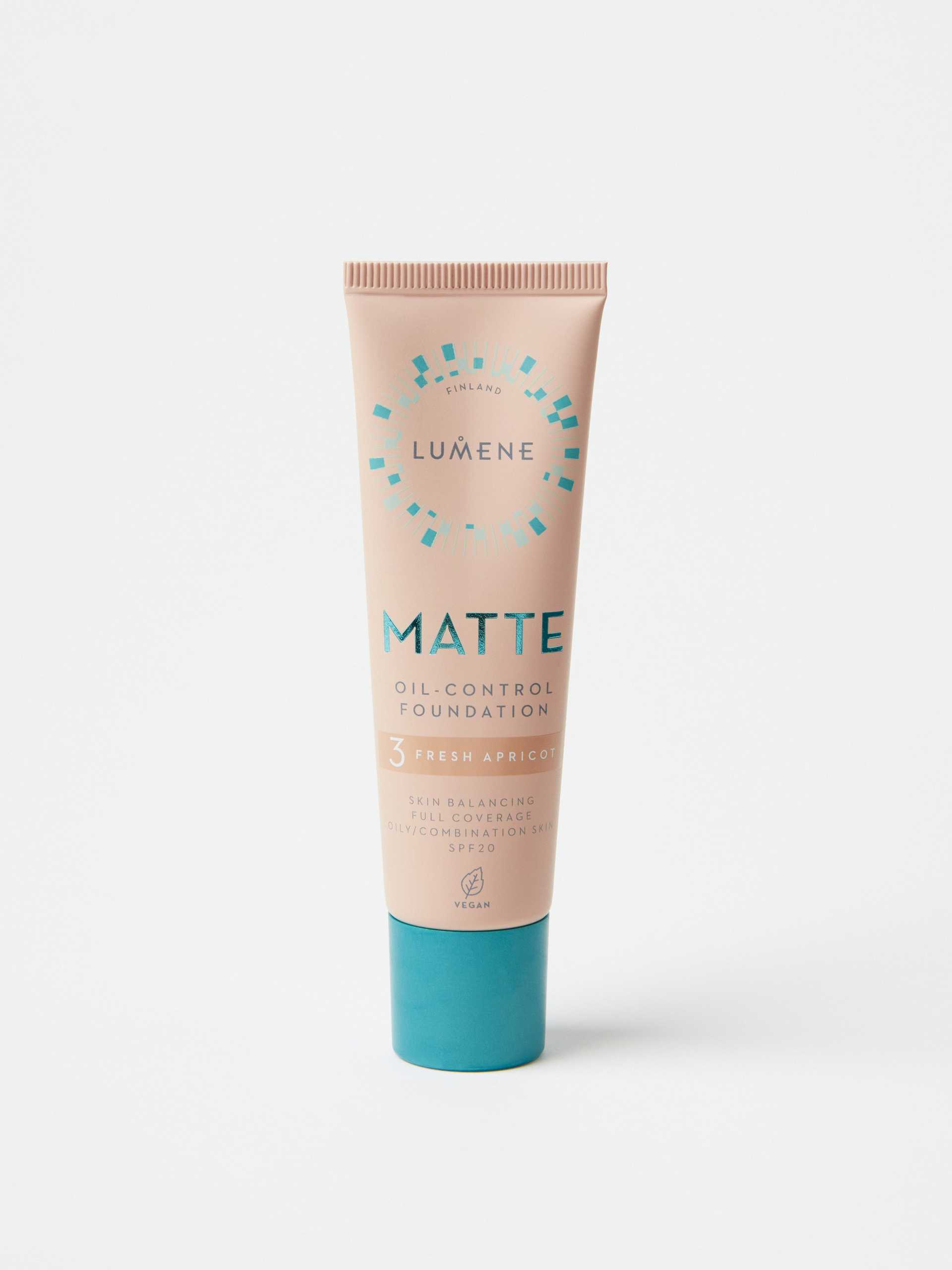 Lumene Matte Oil-Control Foundation Spf20 foundation & concealer dam – bild 10