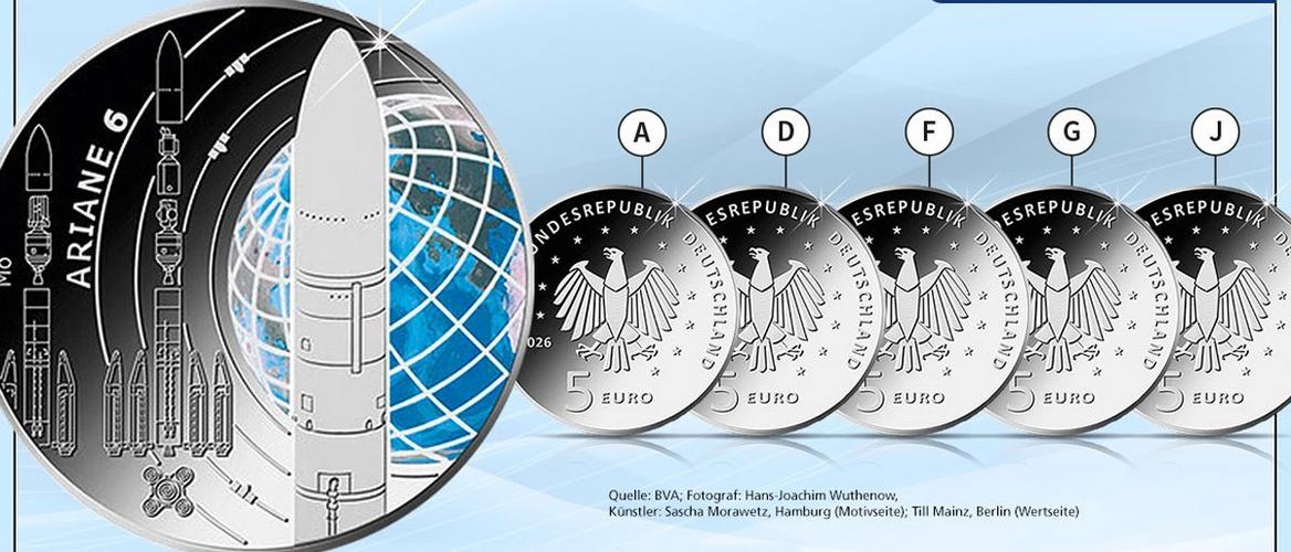 5-Euro-Gedenkmünze 2026 Ariane 6 mit Raketenmotiv und die verschiedenen Münzzeichen A, D, F, G, J