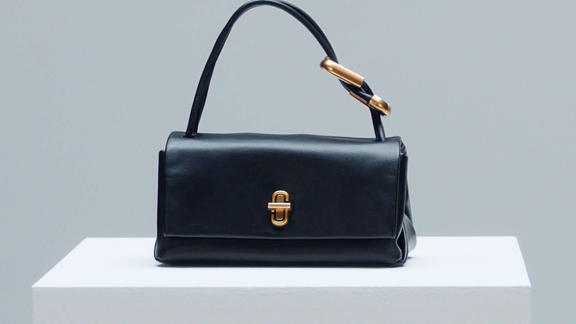 マーク ジェイコブス公式サイト | Marc Jacobs Online Store