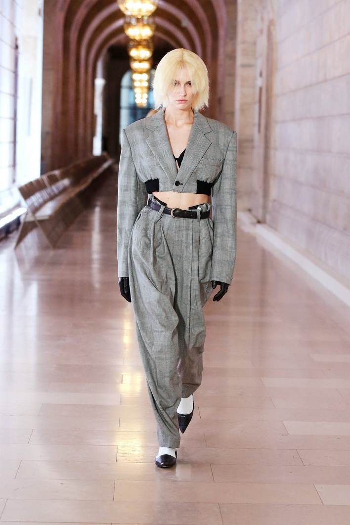 Look 25