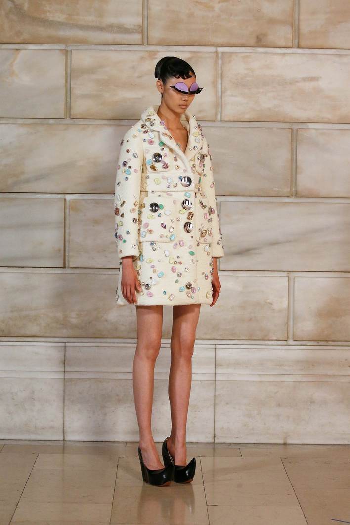 Look 11