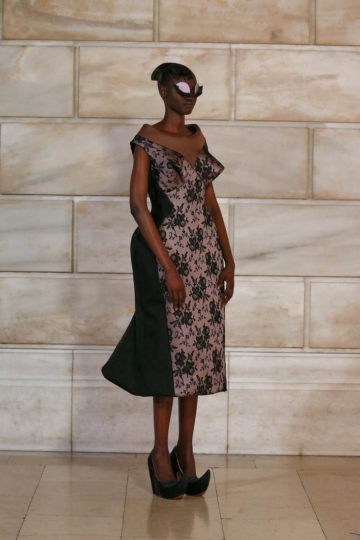 Look 18