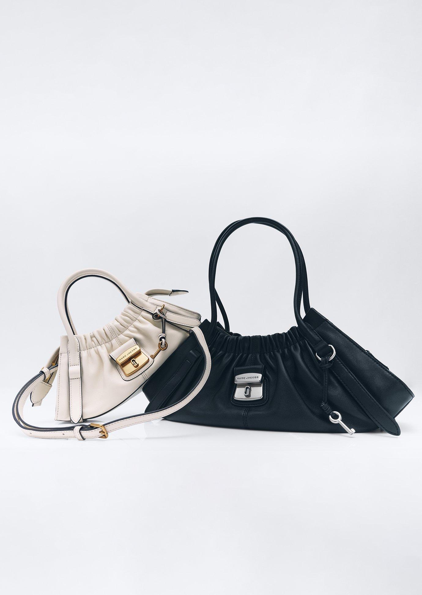 ✨極美品✨マークジェイコブス　クラッチバッグ　　パーティー　ブラック　保存袋付き MARC JACOBS マークジェイコブス ポーチ 2R4SCP003S02