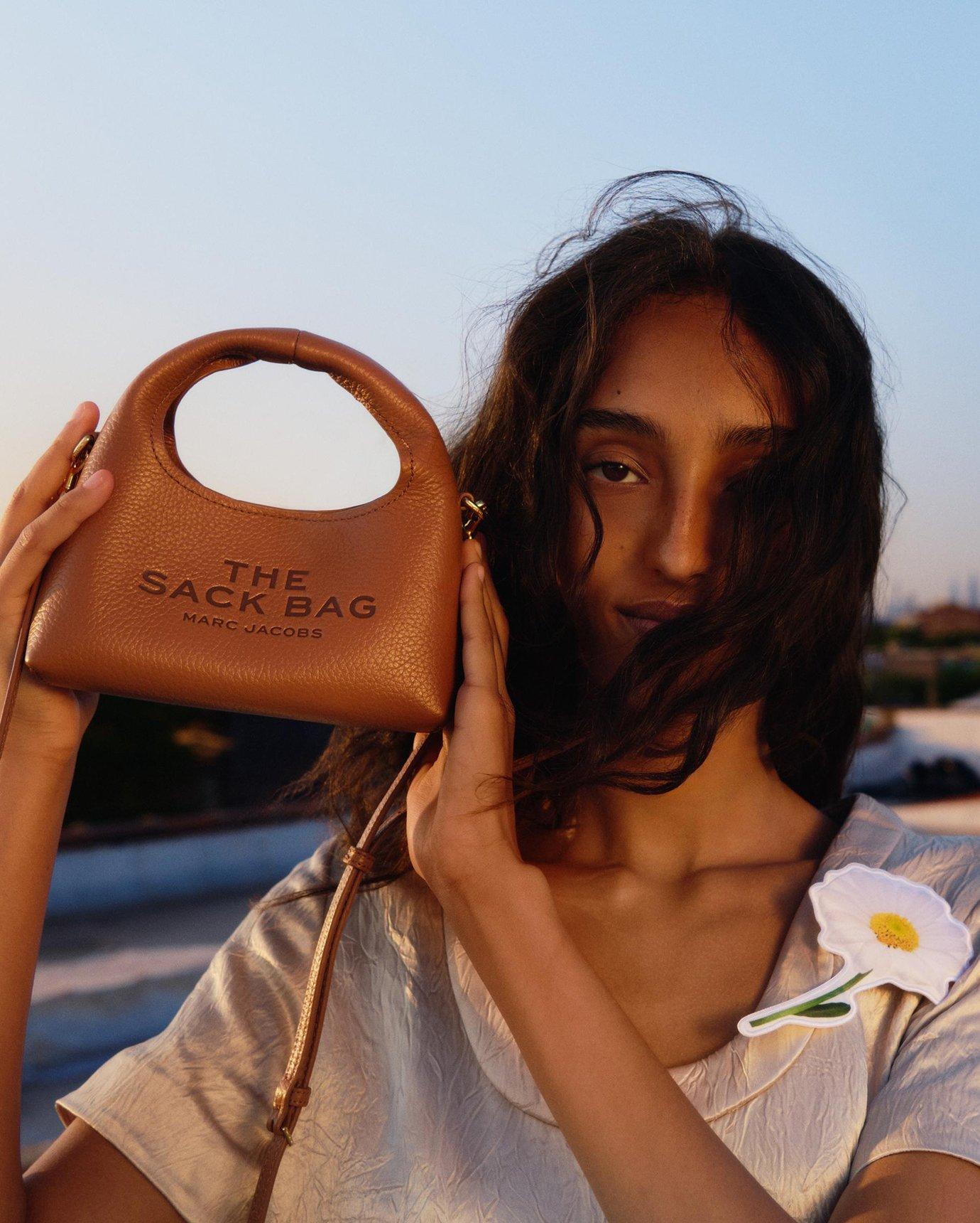 MARC JACOBS THE SACK BAG ラベンダー MARC JACOBS THE SACK BAG ラベンダー