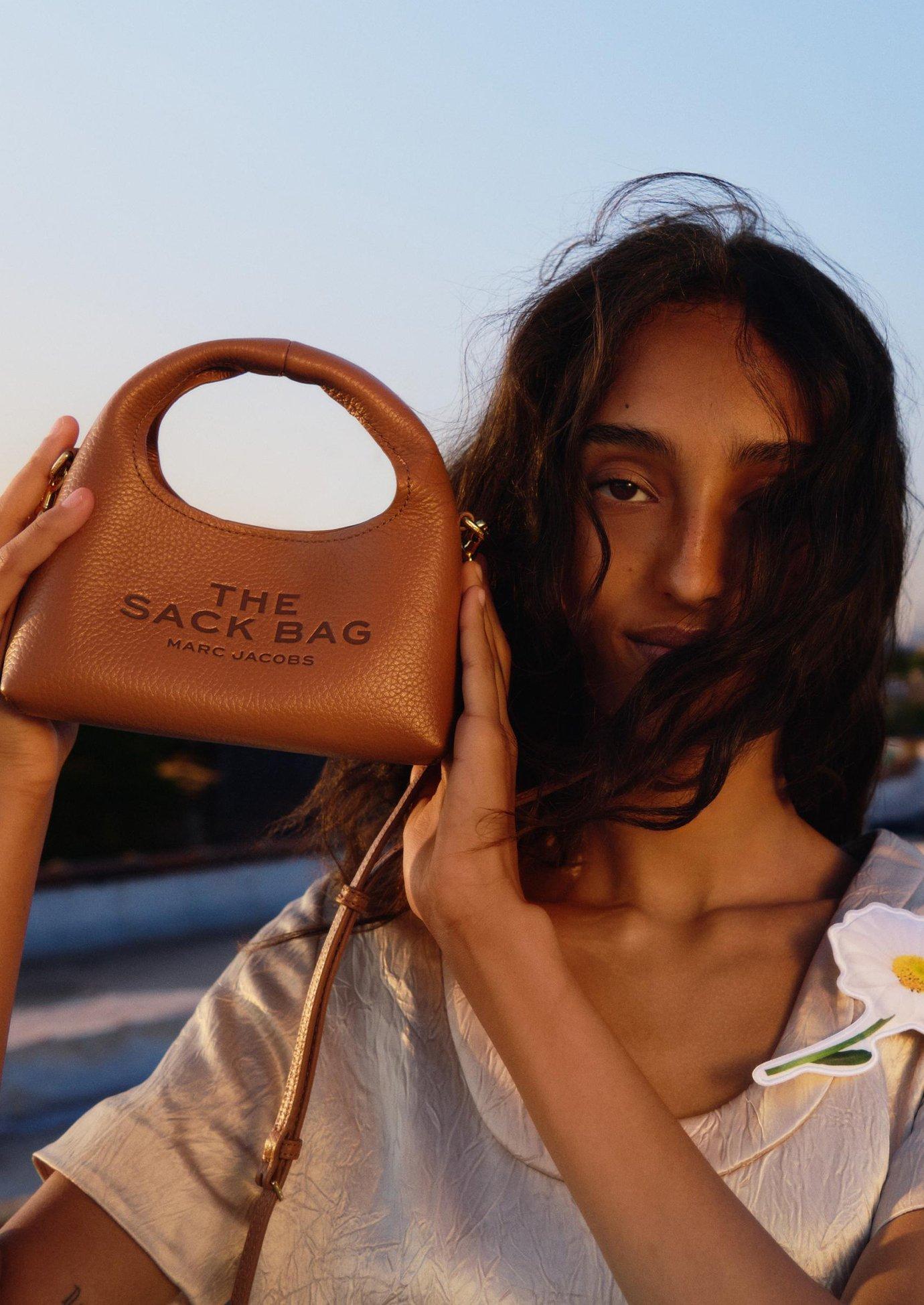 クロスボディバッグ | マーク ジェイコブス 公式