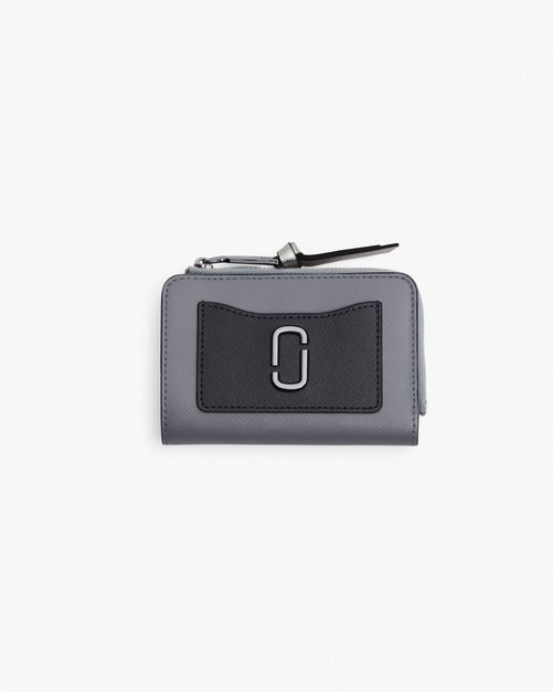 折りたたみ財布 Marc Jacobs The Utility Snapshot Slim Bifold Wallet Marc Jacobs The Utility Snapshot Slim Bifold Wallet SKU