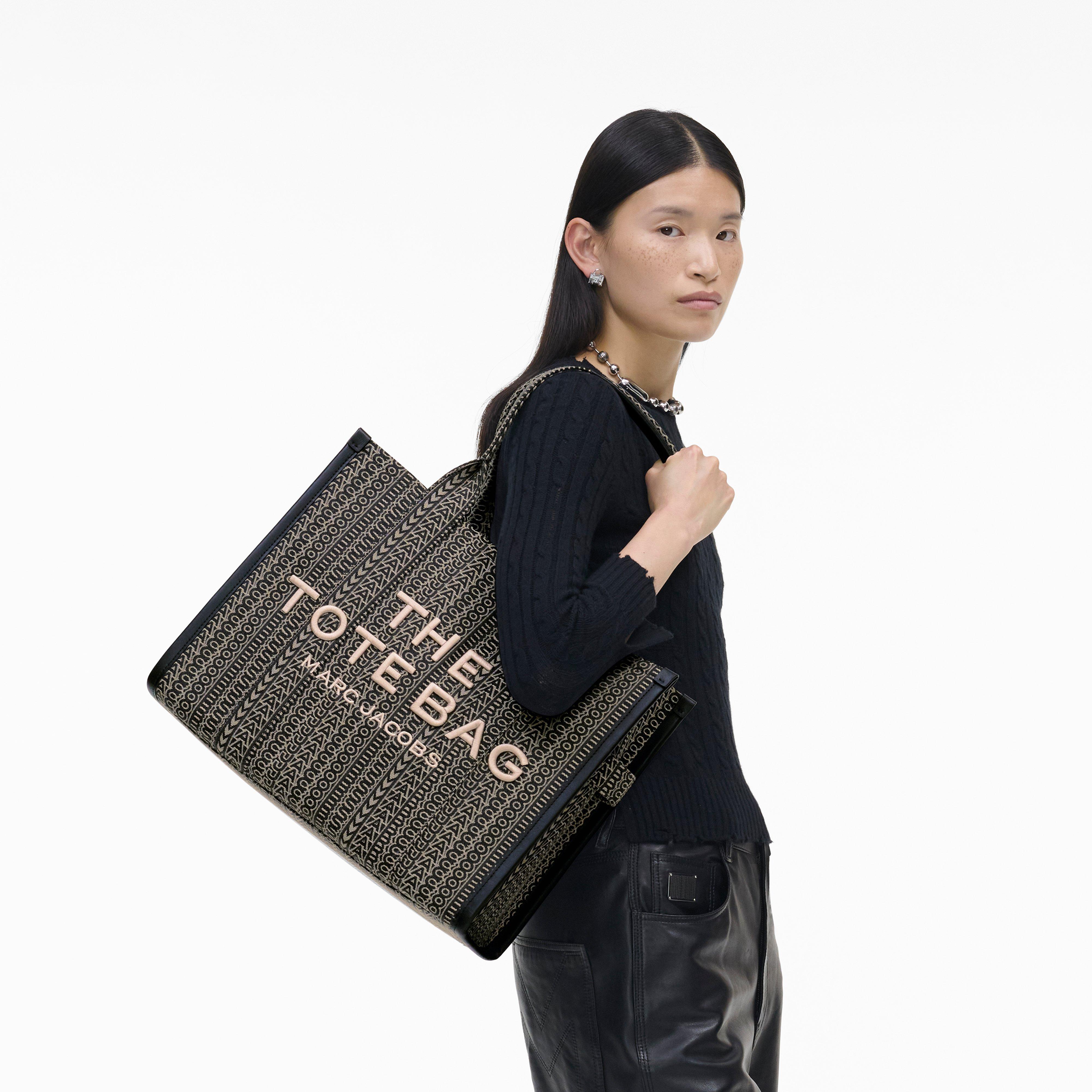 大人気】MARC JACOBS ザ ジャカード ラージ トート バッグ 未使用級