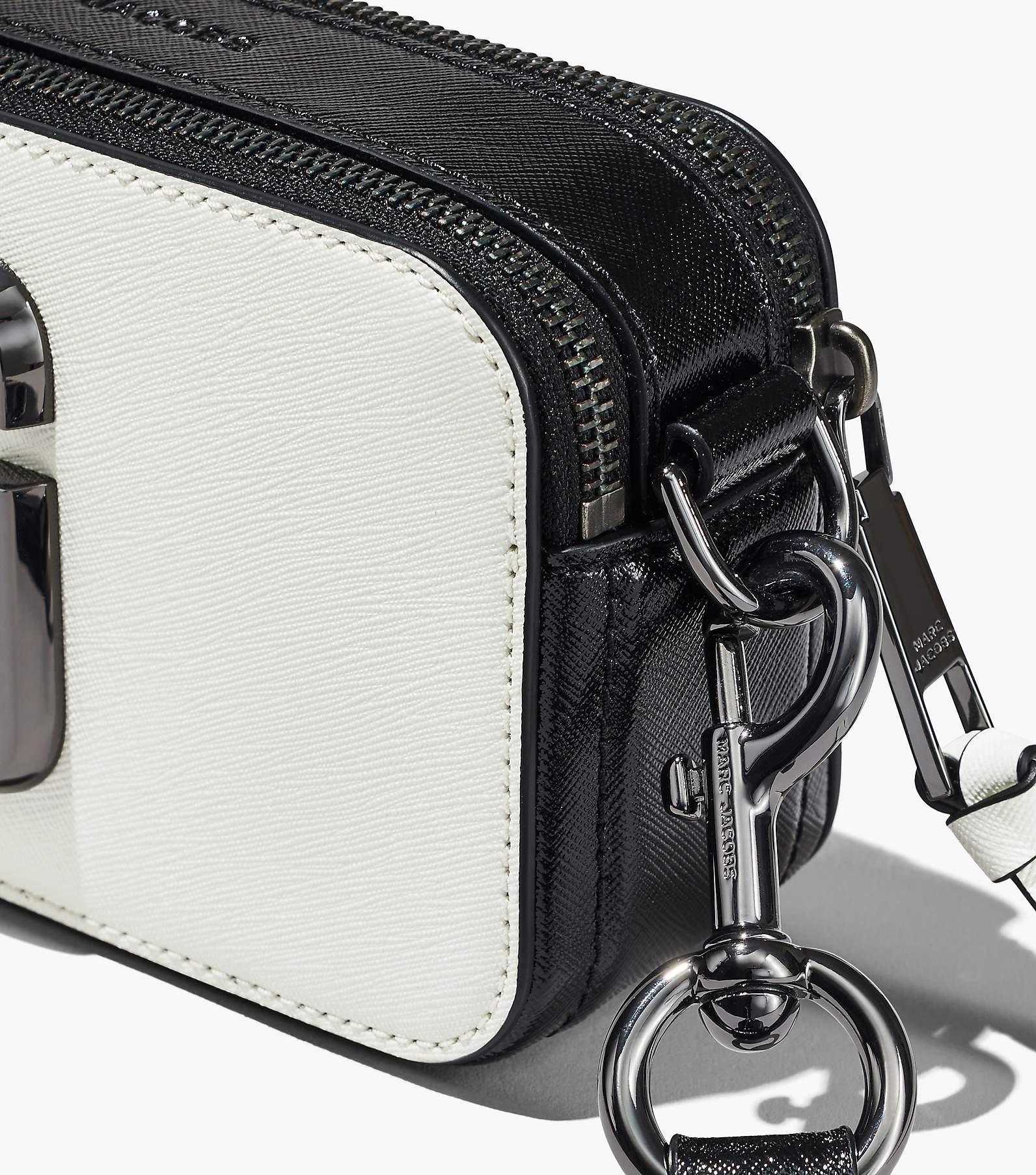 The Marc Jacobs Snapshot Small Leather Camera Bag In New Dust