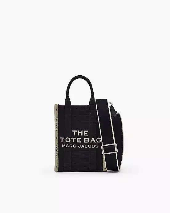 MARC JACOBS 6月4日9時まで価格