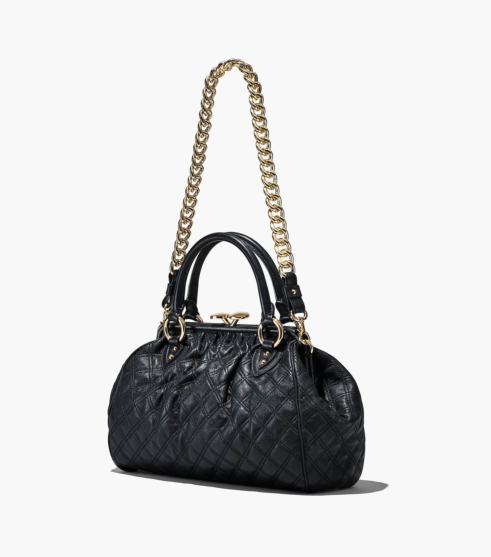 Re-Edition Quilted Leather Stam Bag(null)