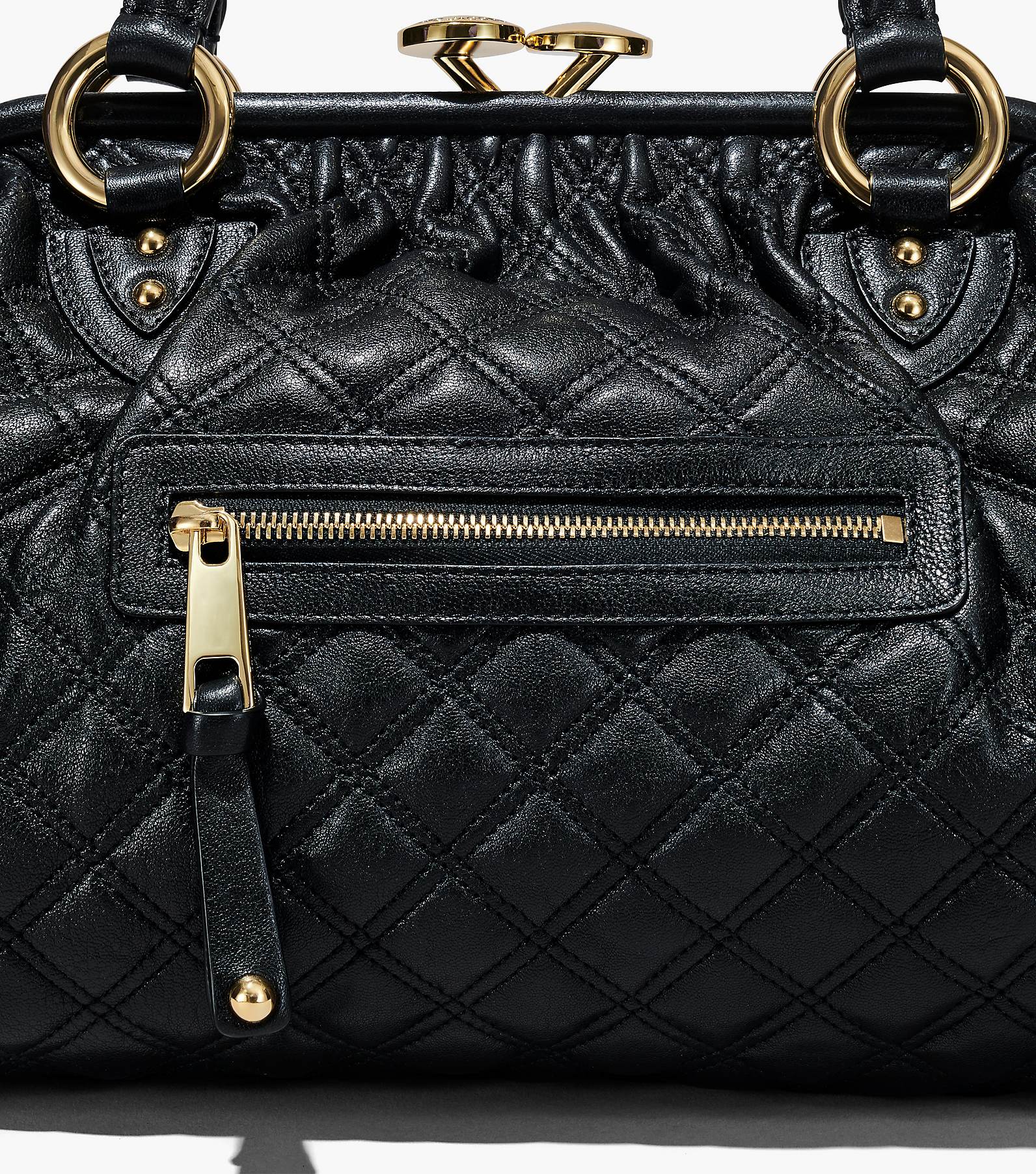 Re-Edition Quilted Leather Stam Bag(null)
