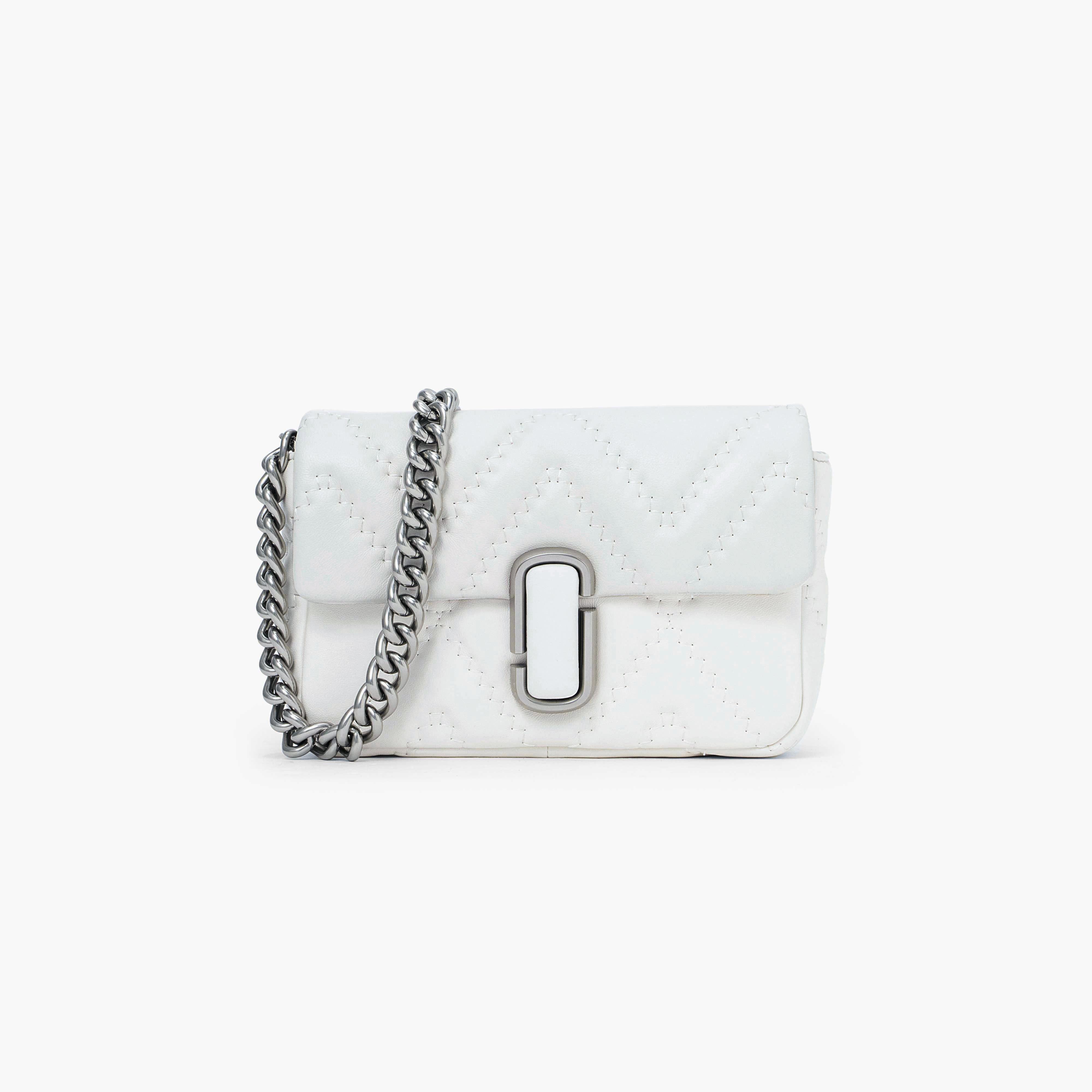 marc by marc jacobs pouch