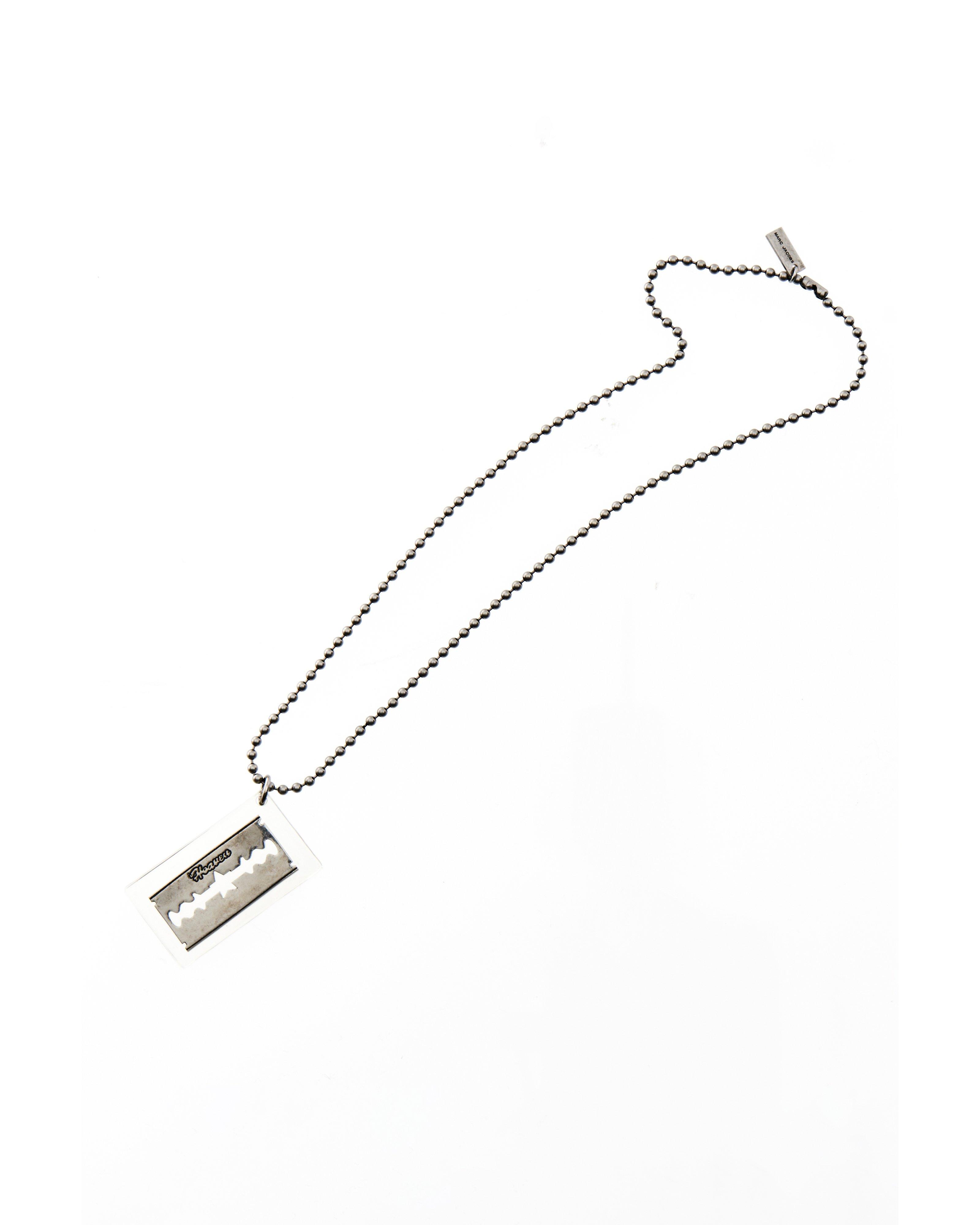 Heaven by Marc Jacobsワンショルダー ローズタンク Marc Jacobs Heaven Puffy Nylon Shoulder Bag Pink in Nylon - JP