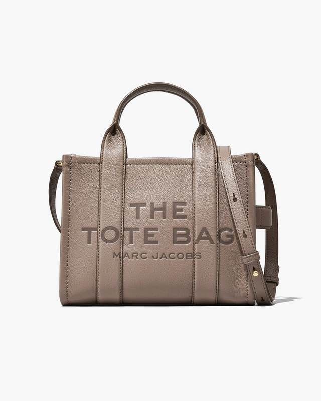Marc Jacobs The Leather Tote Bag in Camel