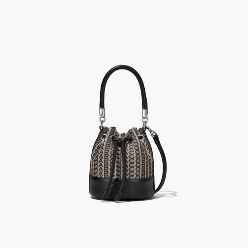 The Monogram Mini Bucket Bag | マーク ジェイコブス | 公式サイト