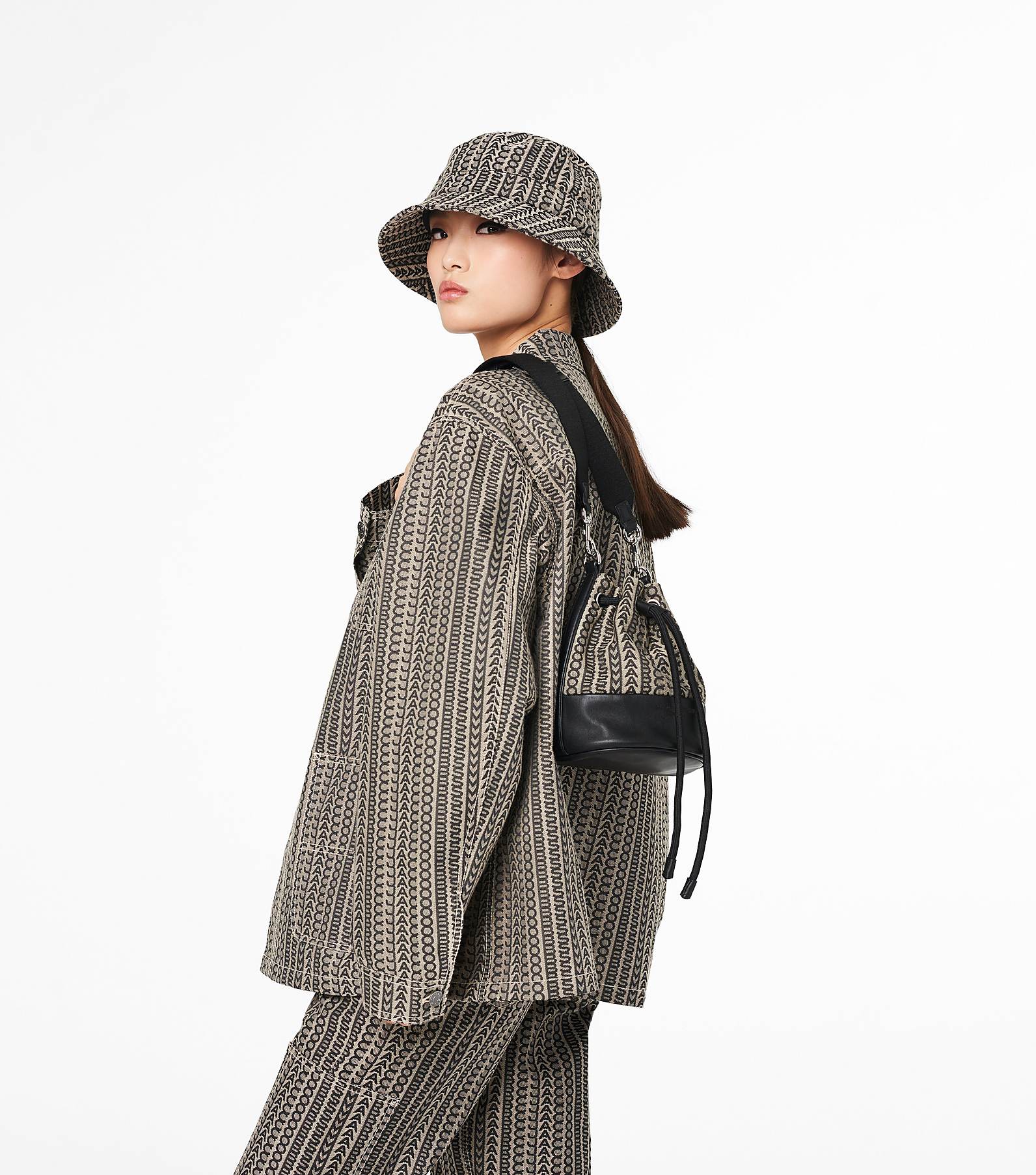 The Monogram Bucket Bag | Marc Jacobs | Official Site