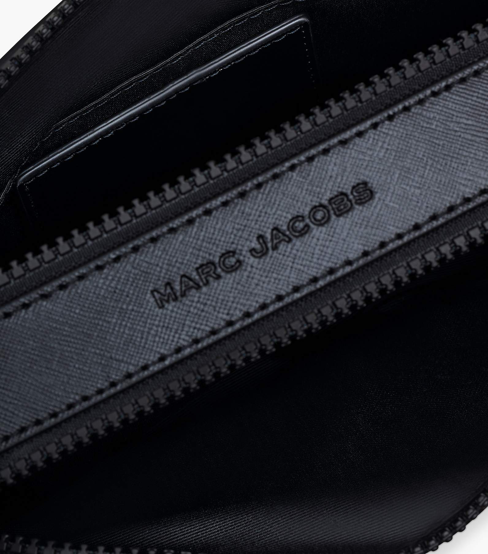 marc jacobs black snapshot bag