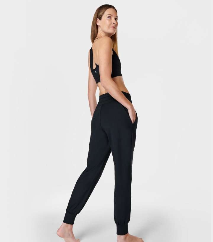 Sweaty betty 2025 women's sportswear