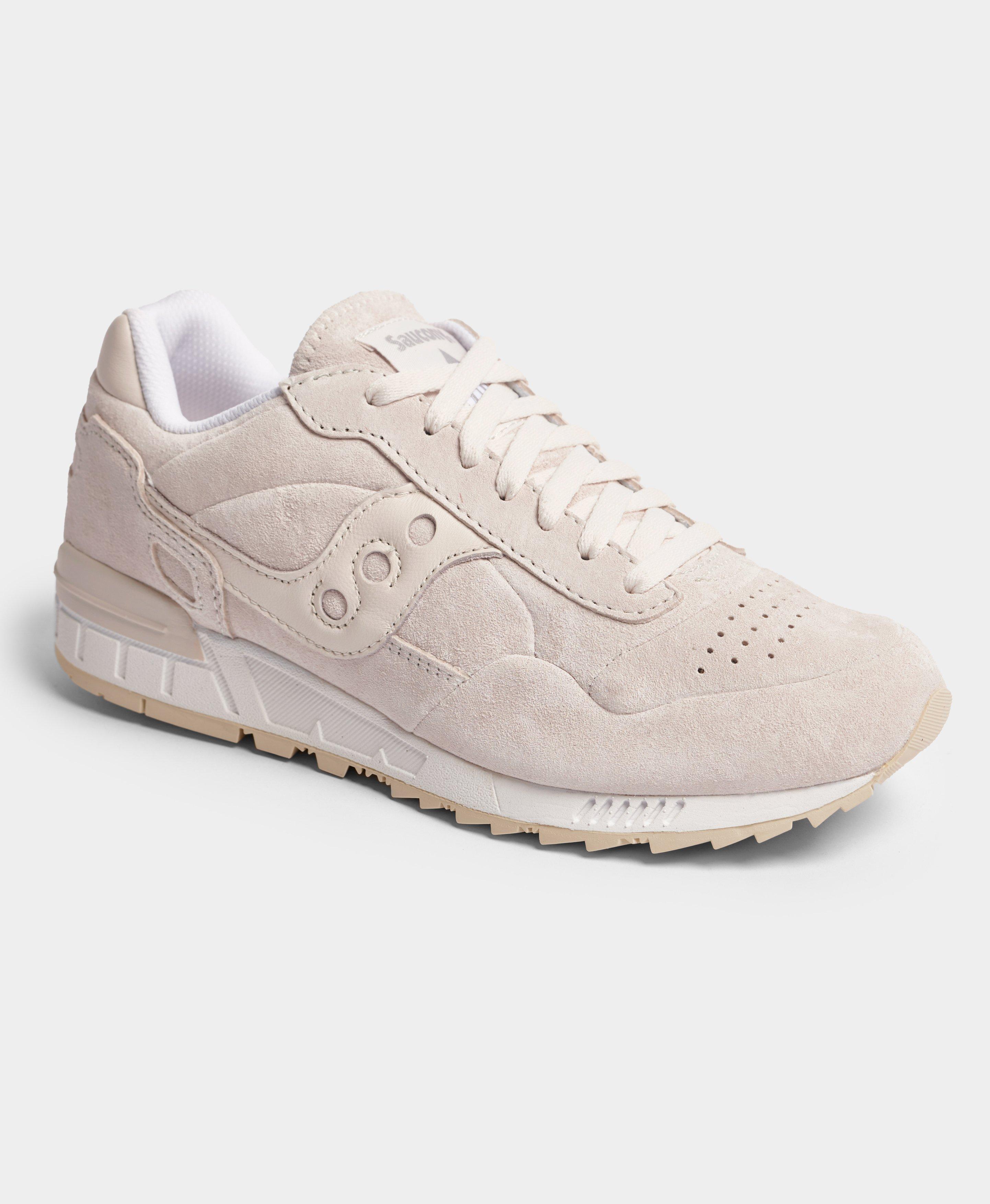Saucony shadow 5000 vintage trainer in off white sales