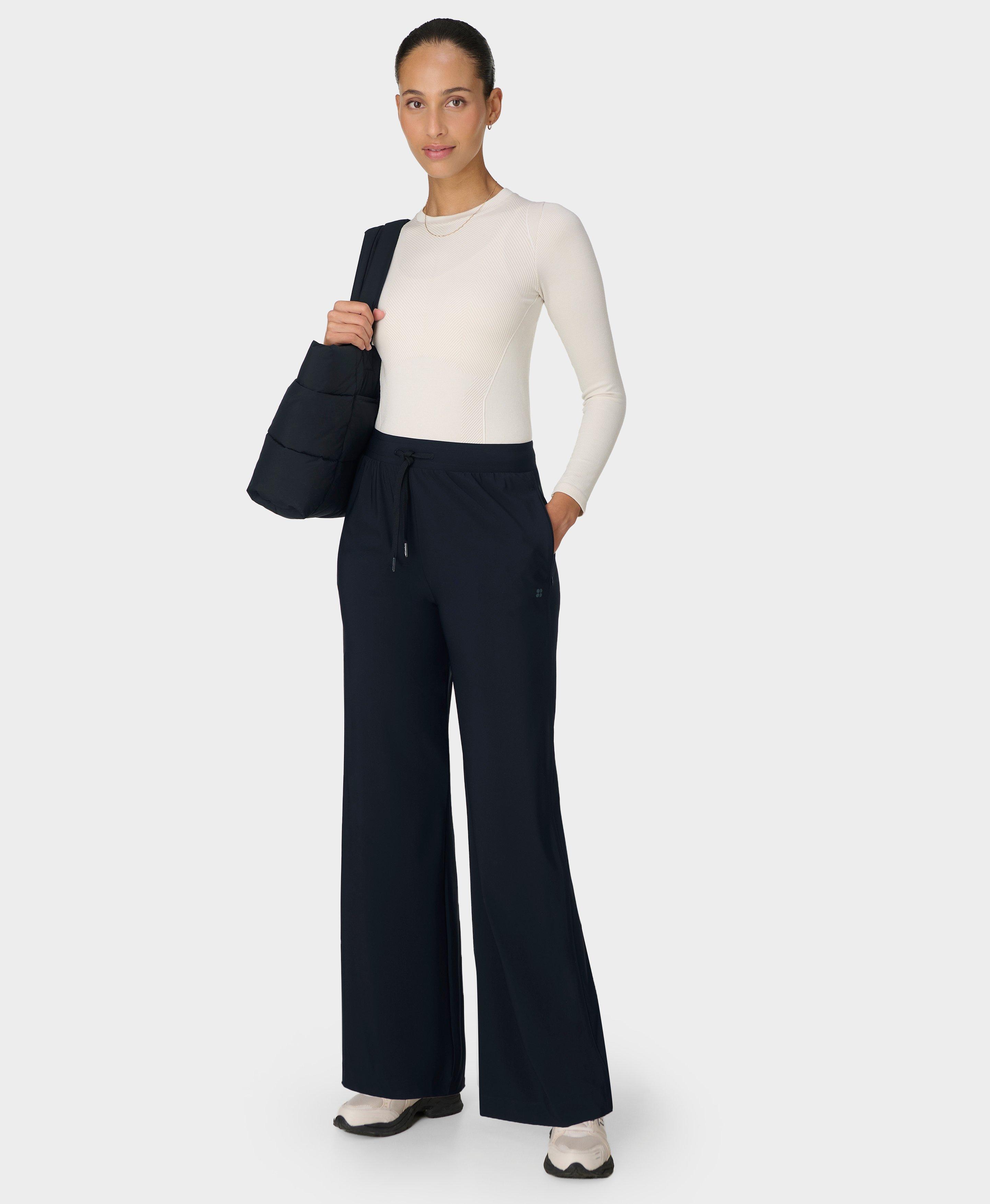  ネイビー ビブタイツ　レディースxs Explorer Wide Leg Pants - Black | Women's Pants | Sweaty Betty