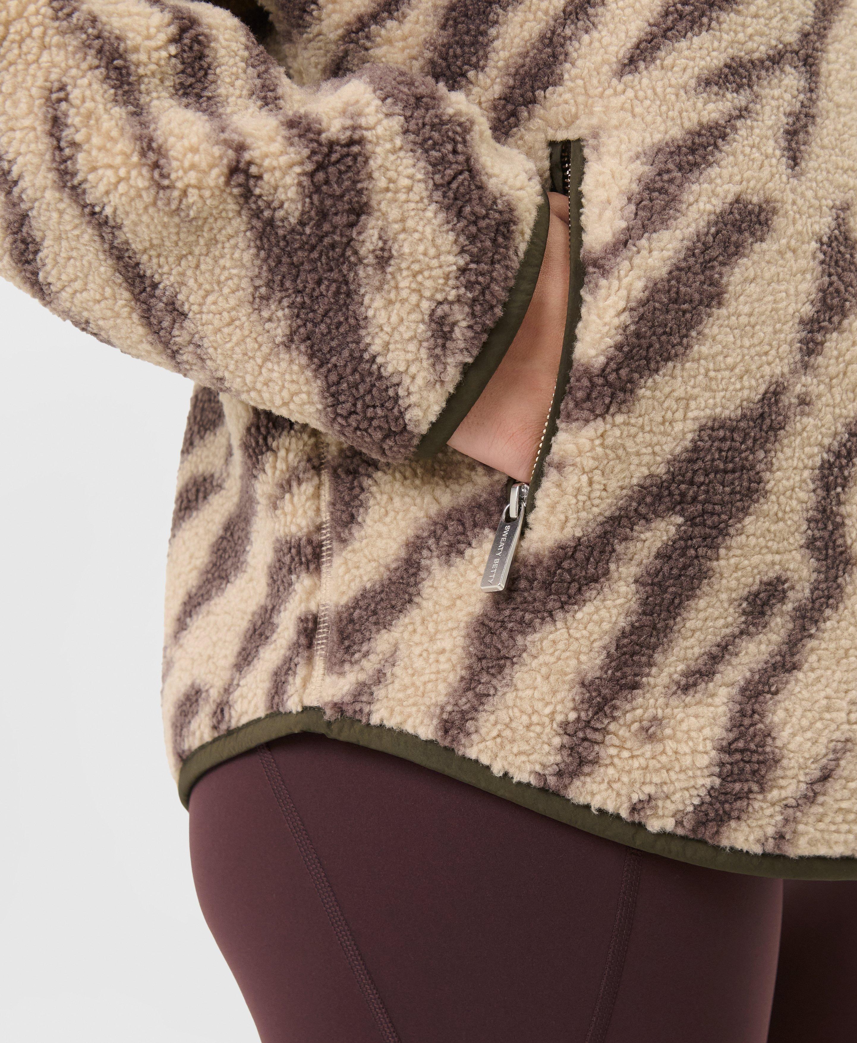 BETTY Plush Half Zip Fleece - Beige Linear Texture Print | Women's