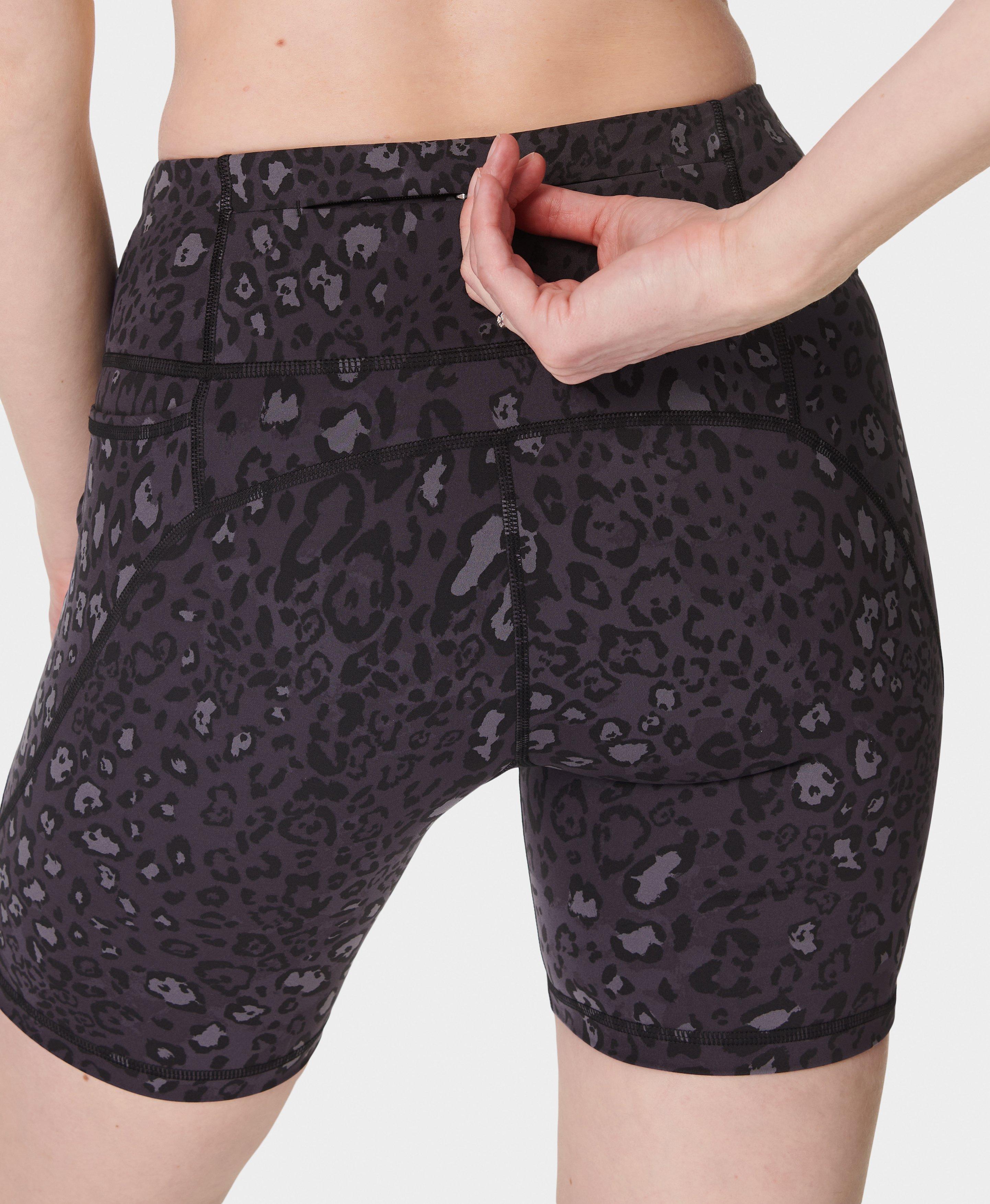 LEOPARD MIDDLE SHORTS | ALL BOTTOMS | ranor