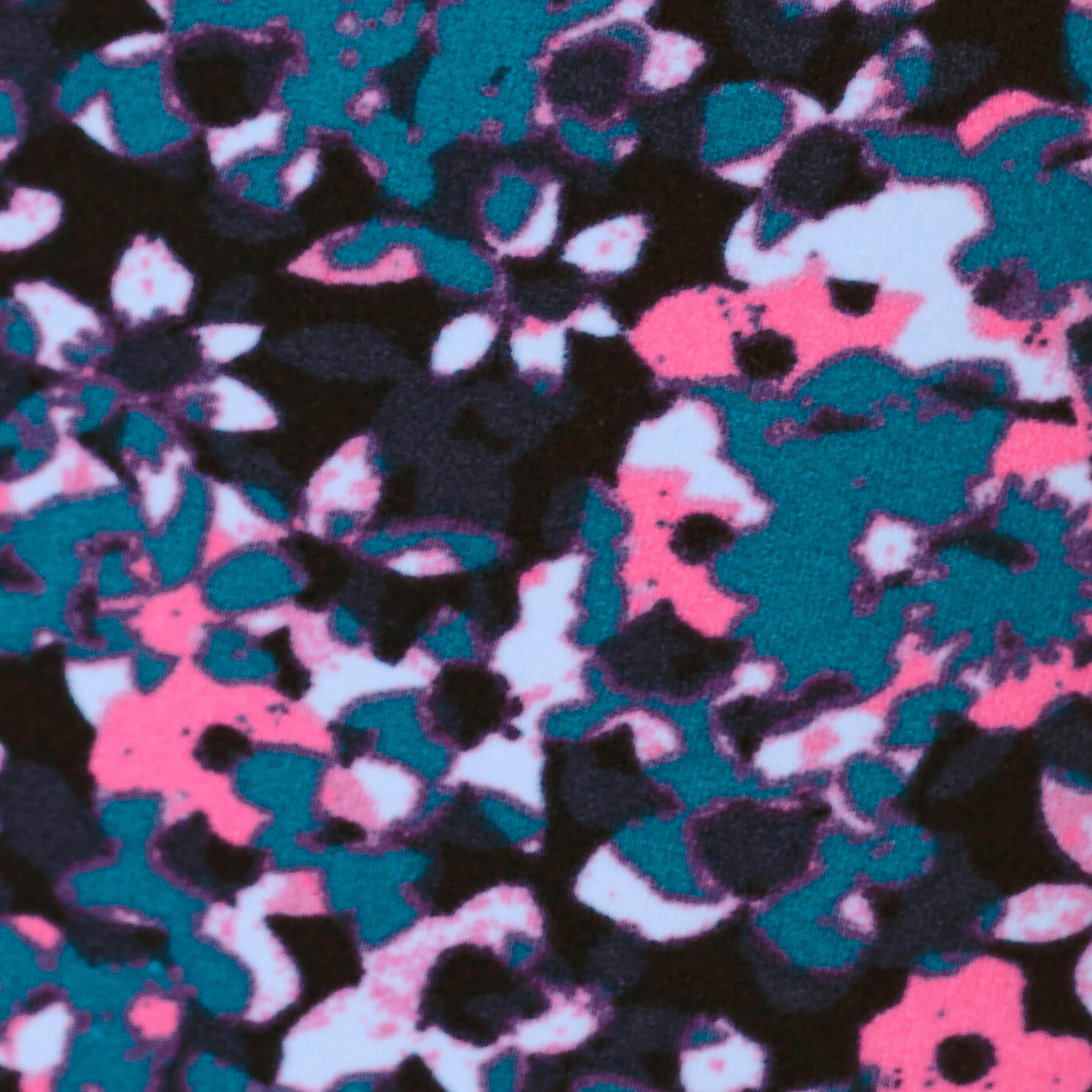 Swatch color Pink Scattered Petal Print