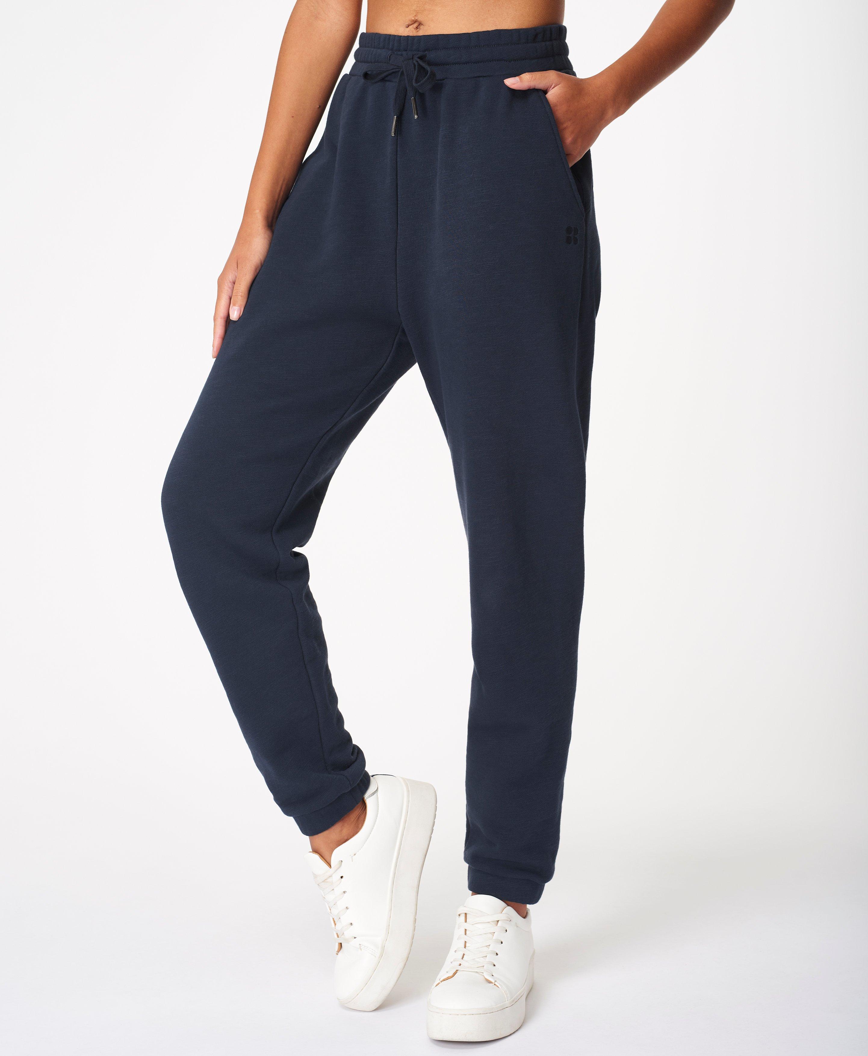 Essentials Jogger