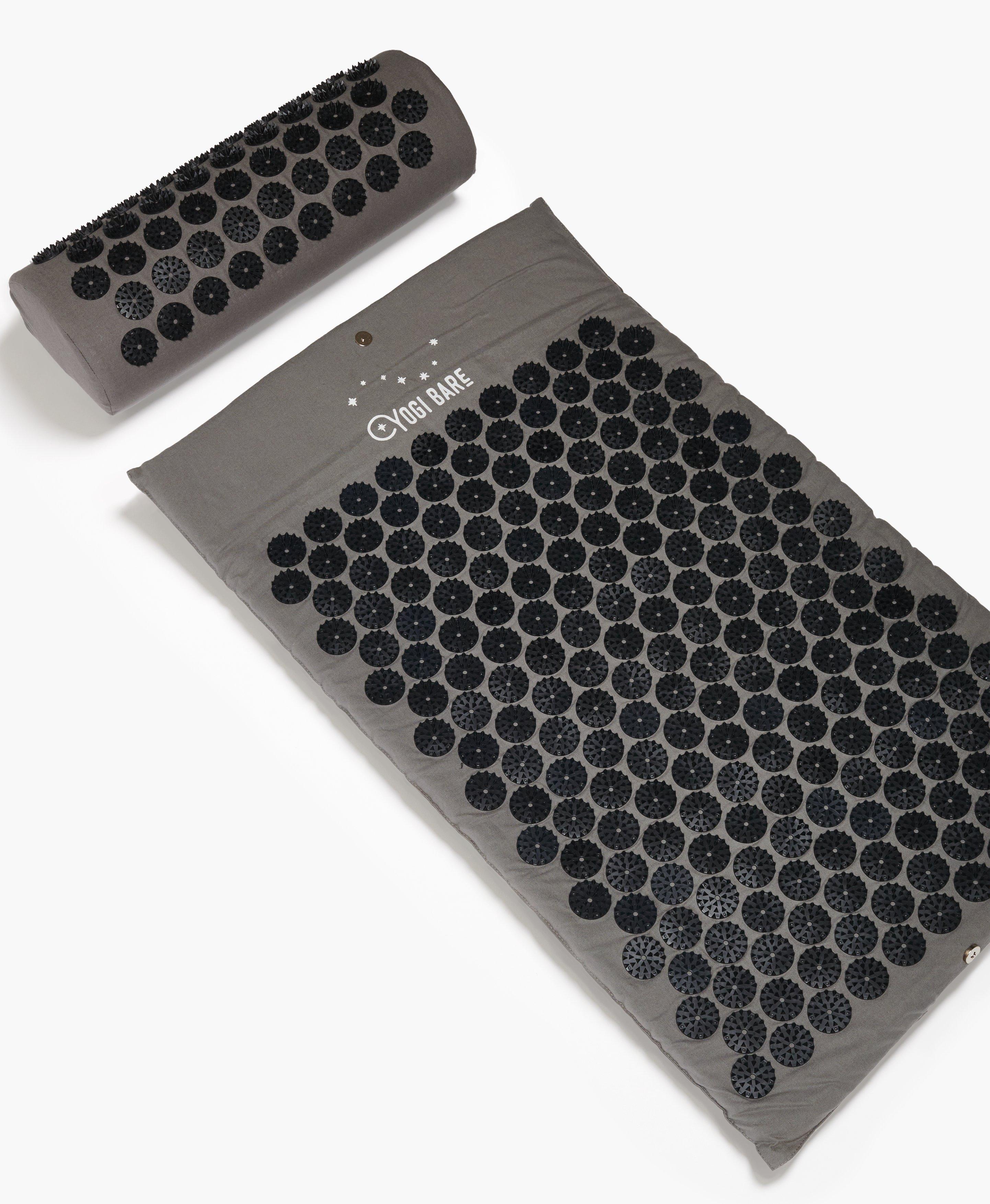 Yogi Bare Acupressure Mat & Pillow Set