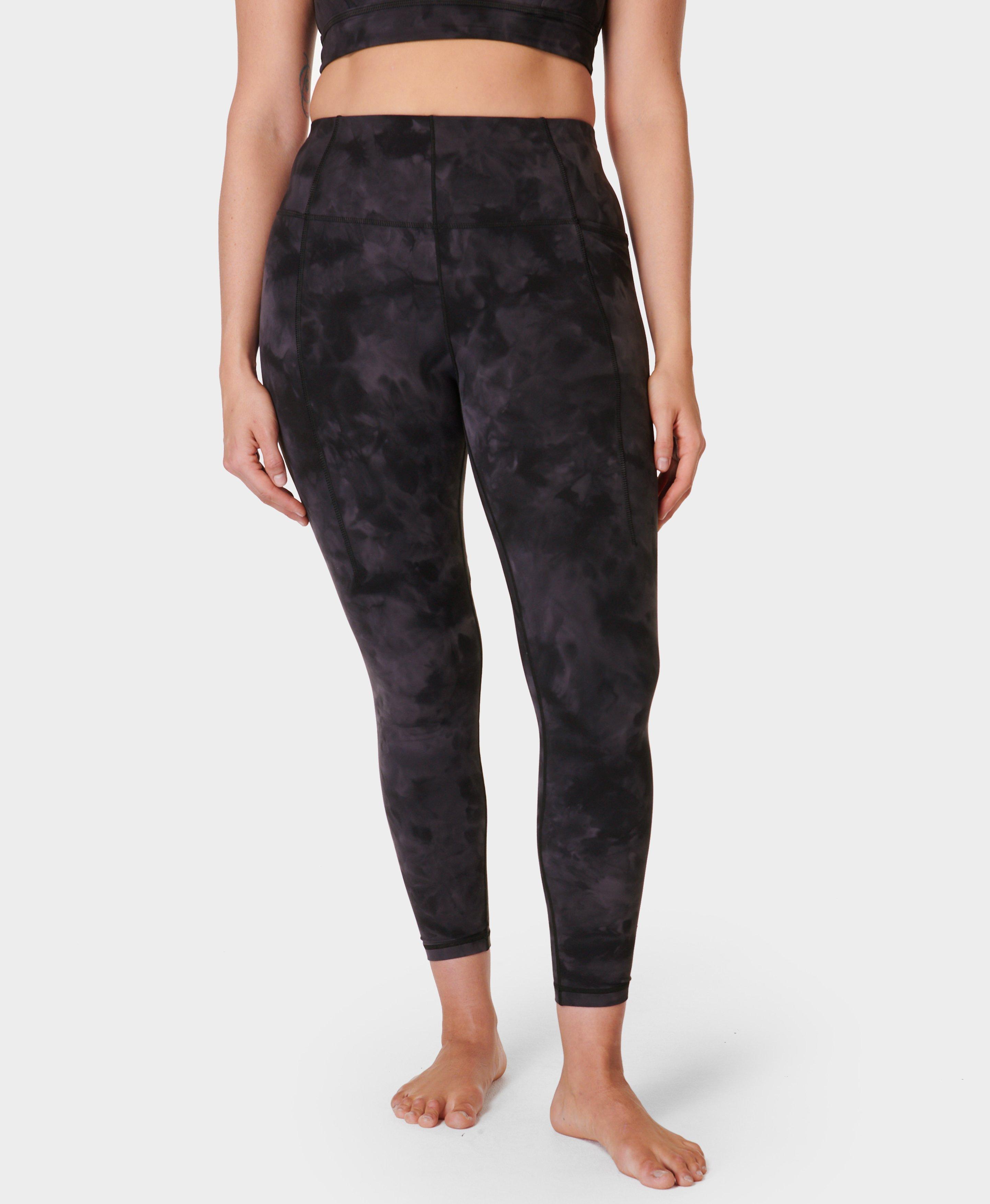 Super Soft 7/8 Yoga Leggings - Black Spray Dye Print