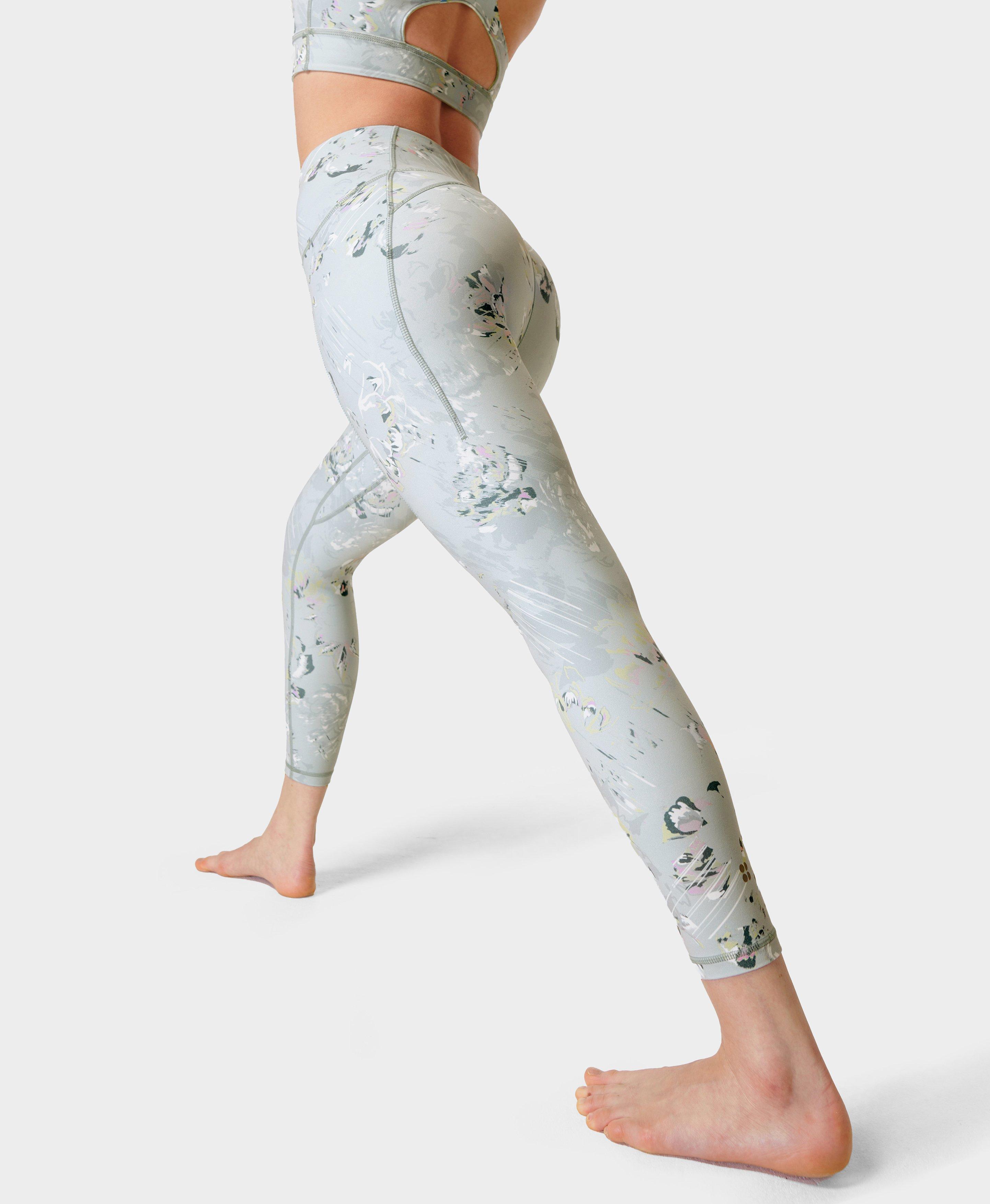 Super Soft 7/8 Yoga Leggings - Blue Falling Floral Print