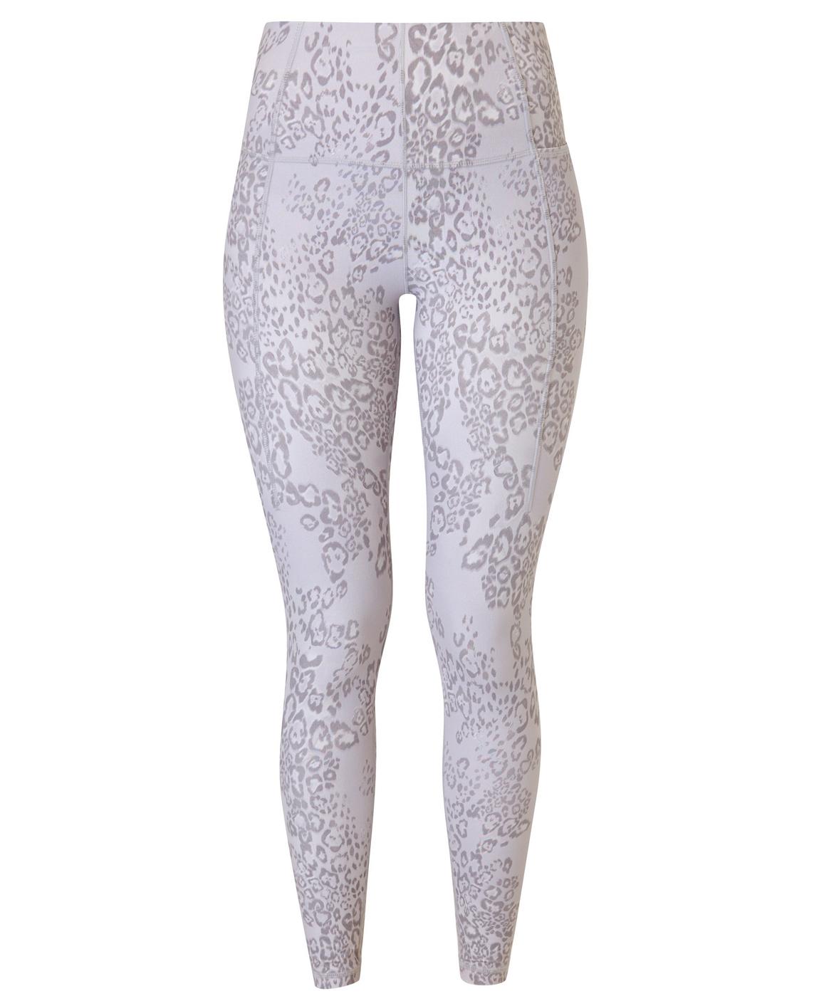 Super Soft 7/8 Yoga Leggings - Grey Smokey Leopard Print Super Soft 7/8 Yoga Leggings - Grey Smokey Leopard Print