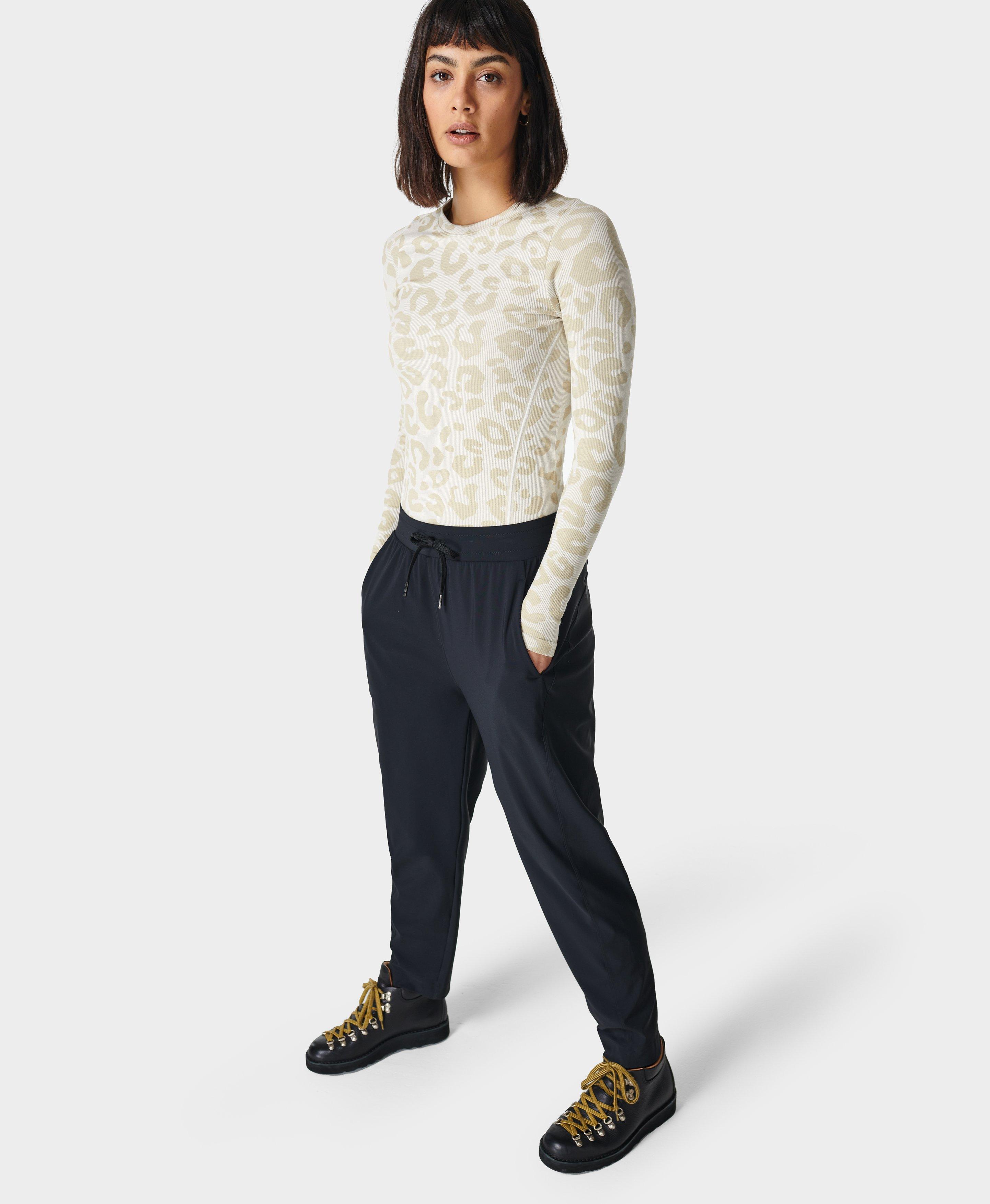 Glisten Seamless Long Sleeve Top - whitepaintleopardjacquard