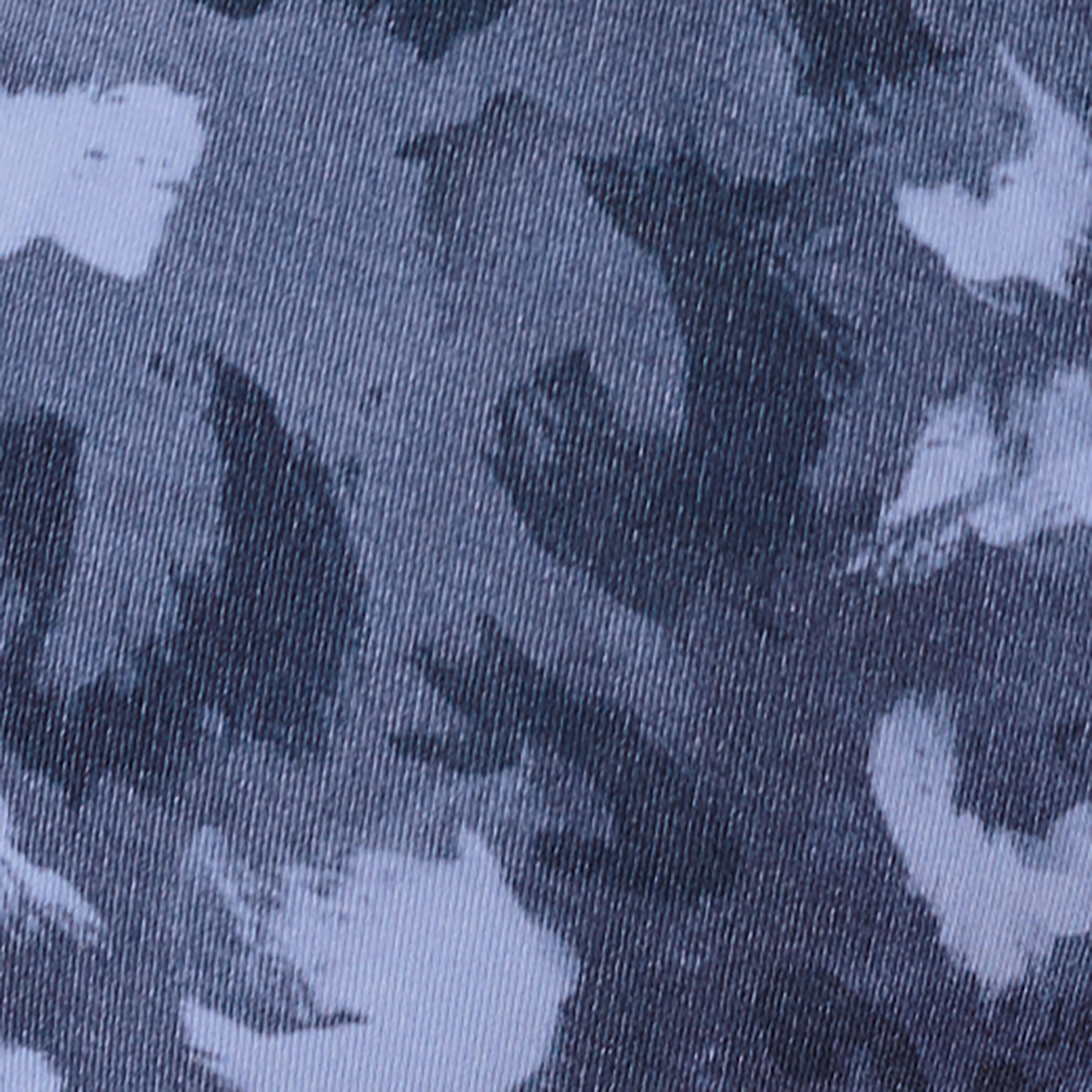 Swatch color Blue Leopard Shadow Print