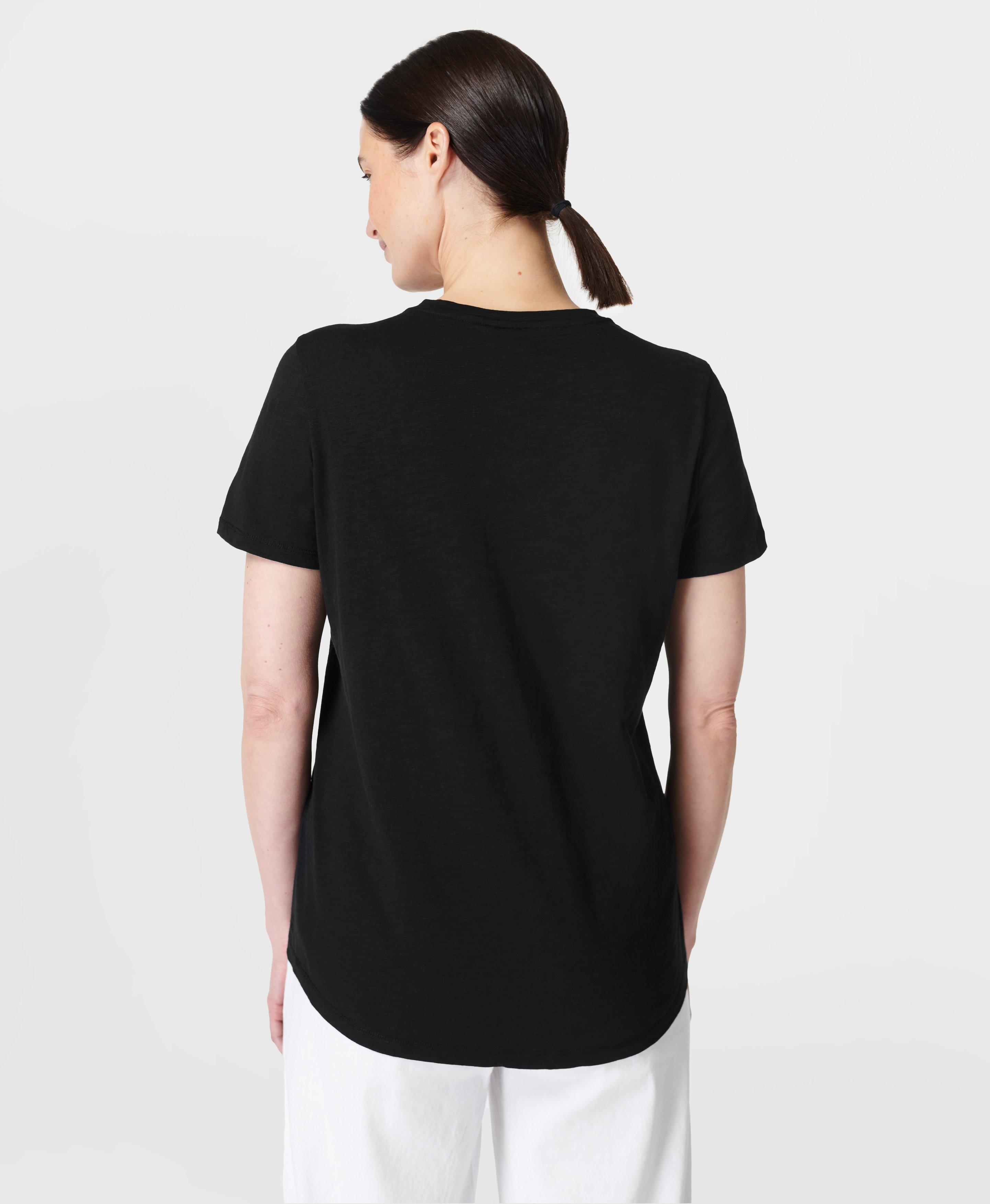 Plain black t on sale shirt womens