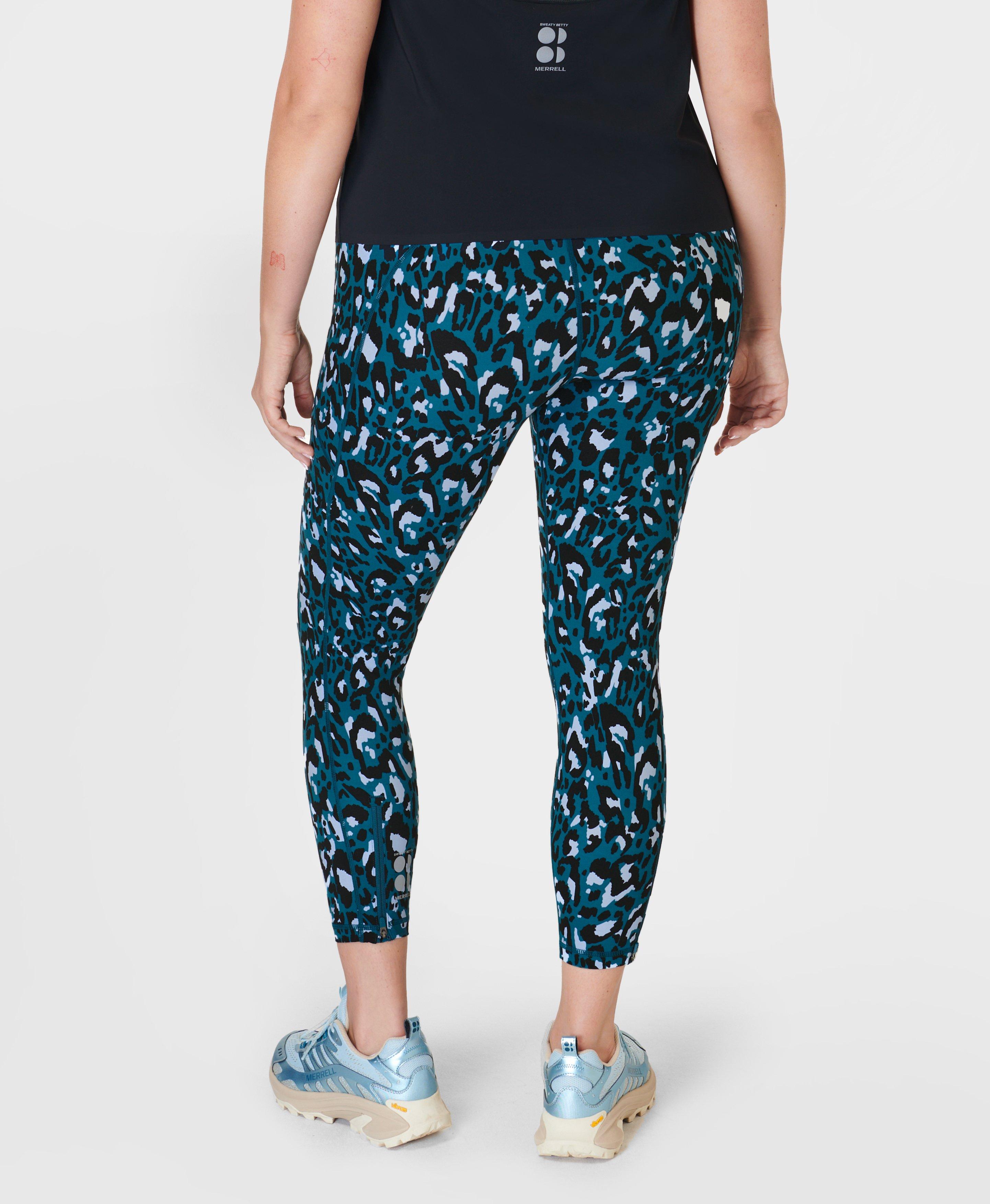 Ascend Power Cargo 7 8 Gym Leggings Blue Brushstroke Leopard Print Women s Leggings Sweaty Betty