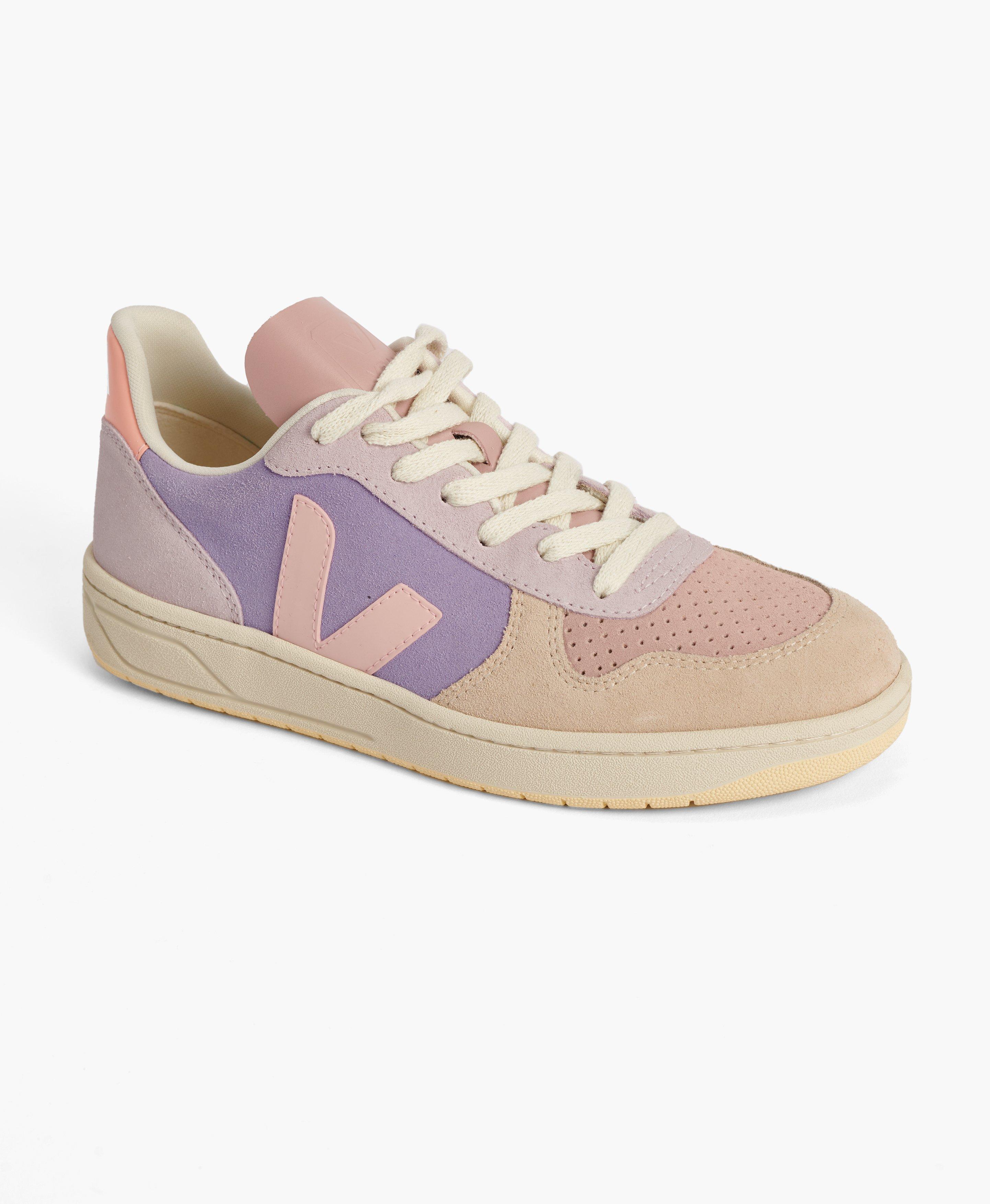 Veja V10 Trainers