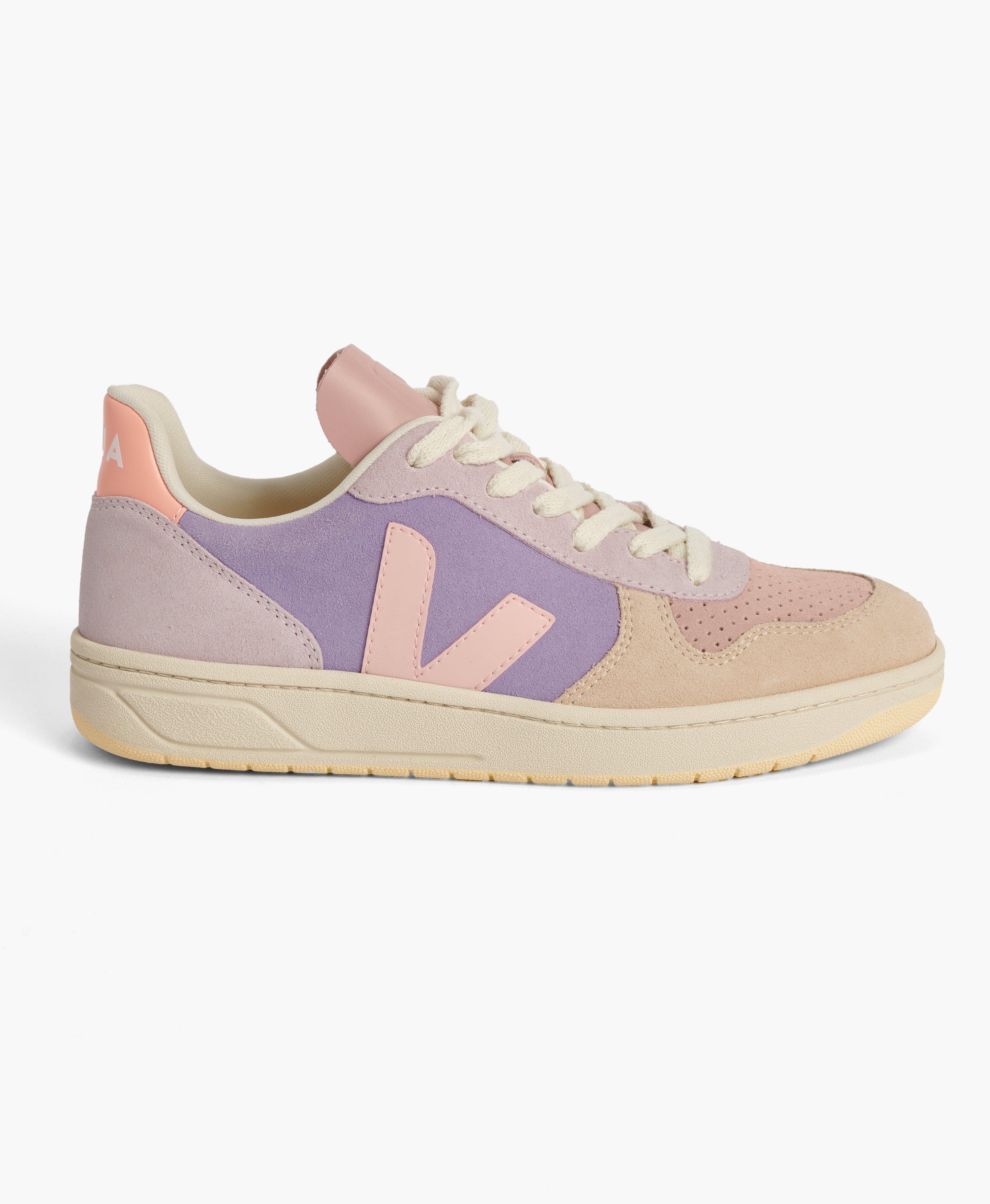 Veja V10 Trainers