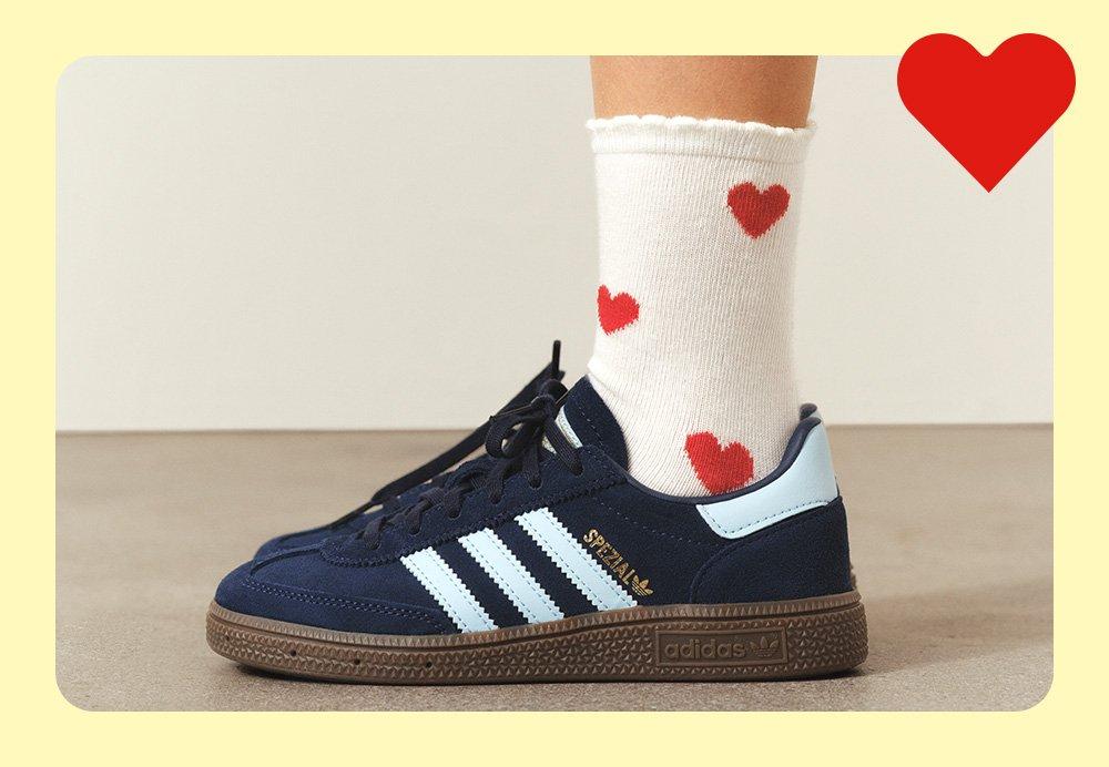 25% på accessoarer, pyjamas, underkläder & strumpor