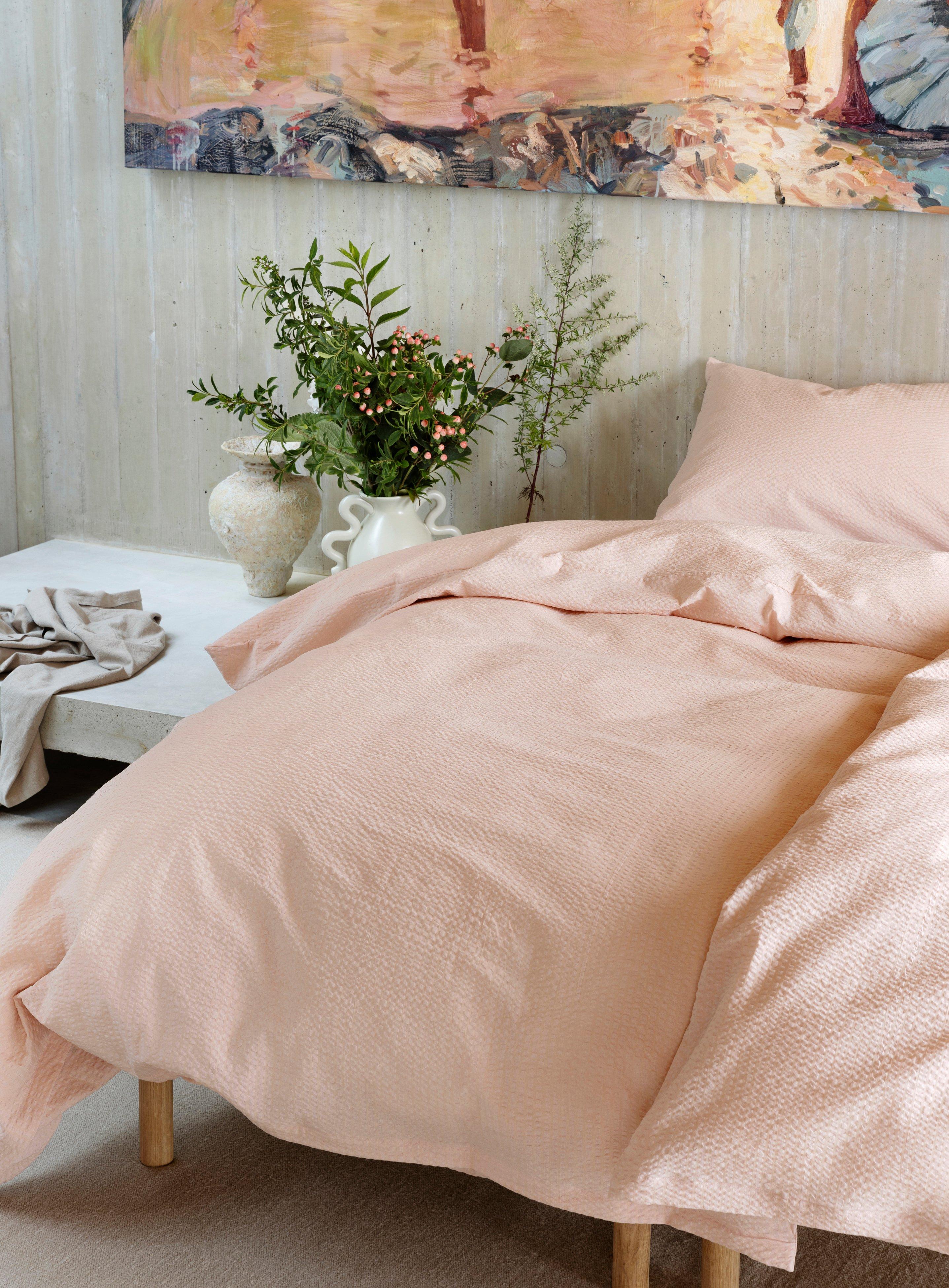 Høie of Scandinavia.