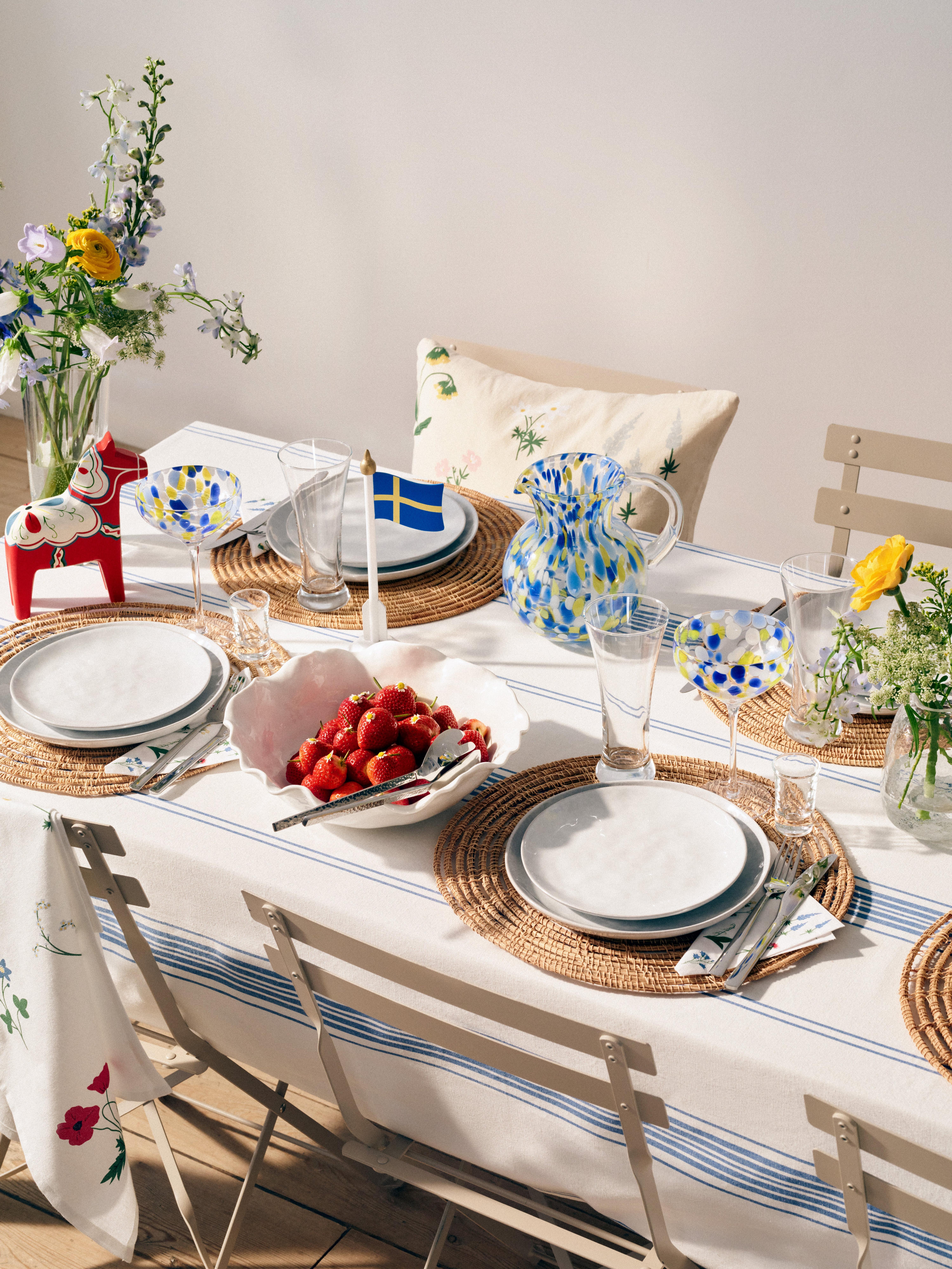 dukat bord för midsommar