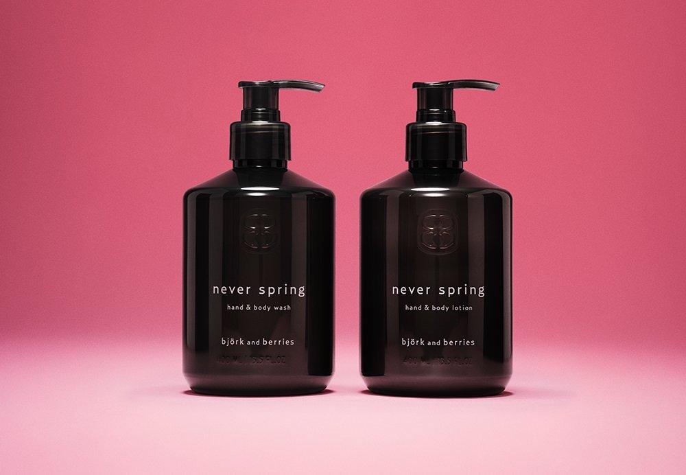Björk & Berries Never Spring Hand & Body Wash och Lotion.
