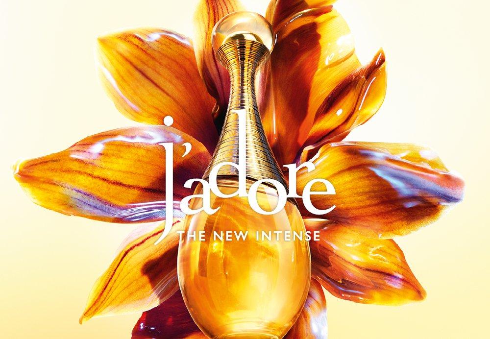 Dior J'Adore Intense Parfum.