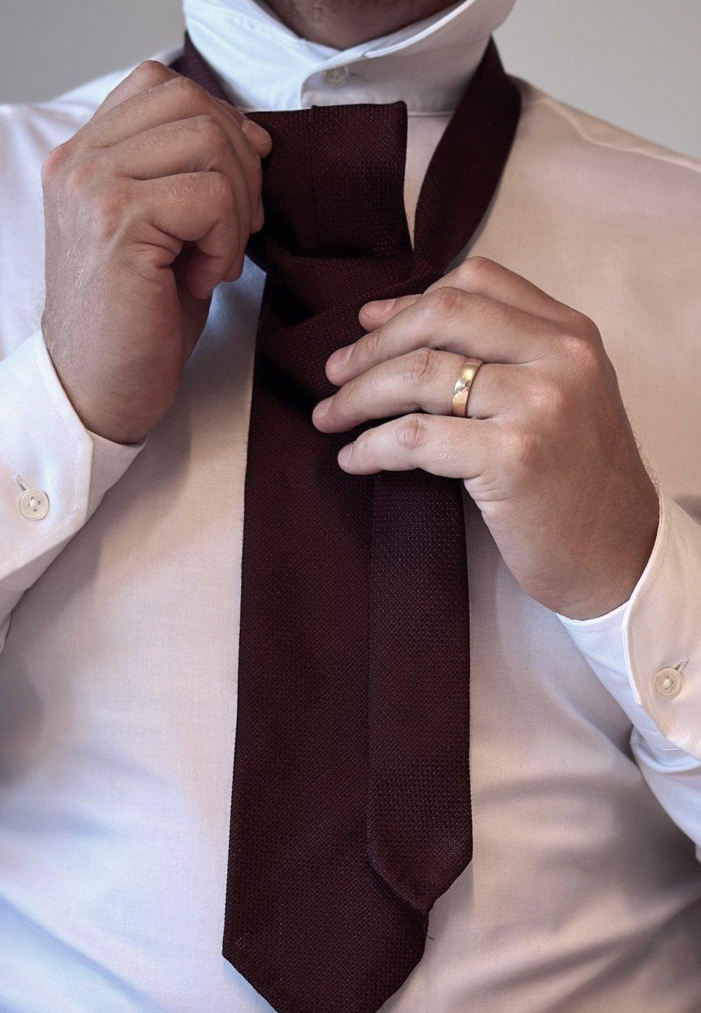 Tips om hur du knyter en slips.