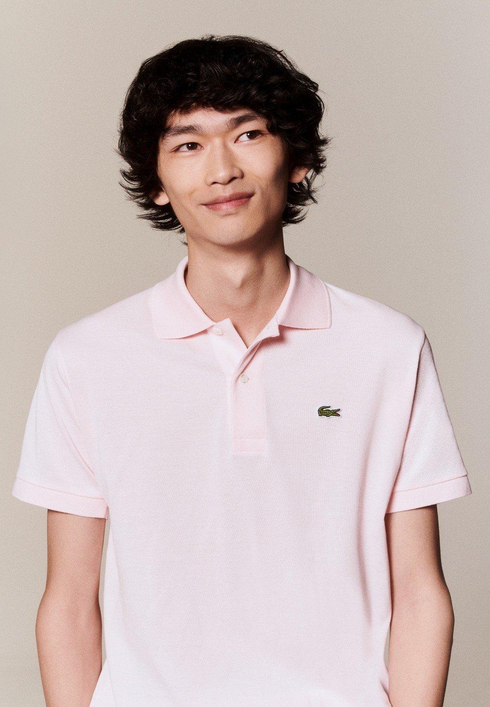 Lacoste herrkläder.