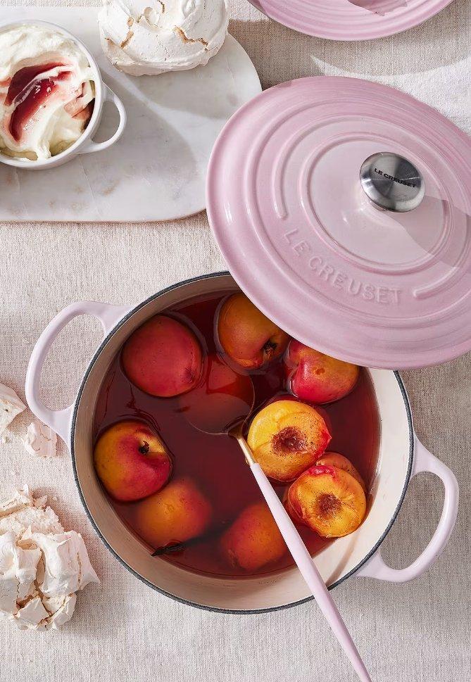 Le Creuset.